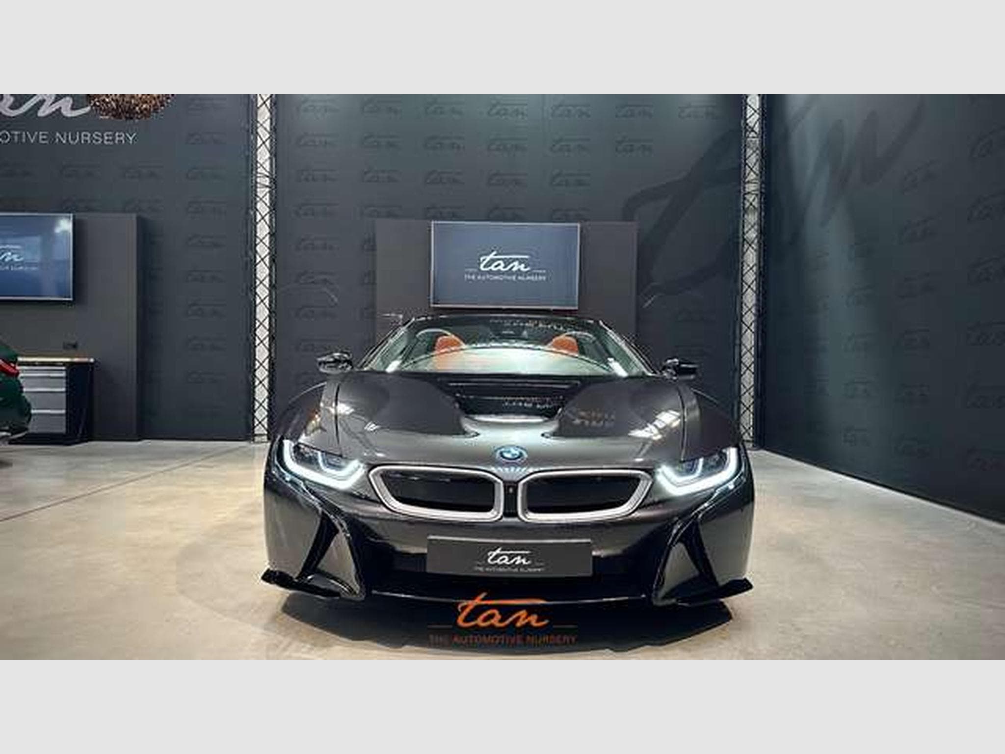 BMW i8 ROADSTER Plug-In Hybrid (11.6kWh) Full Options (2018) - Photo 2