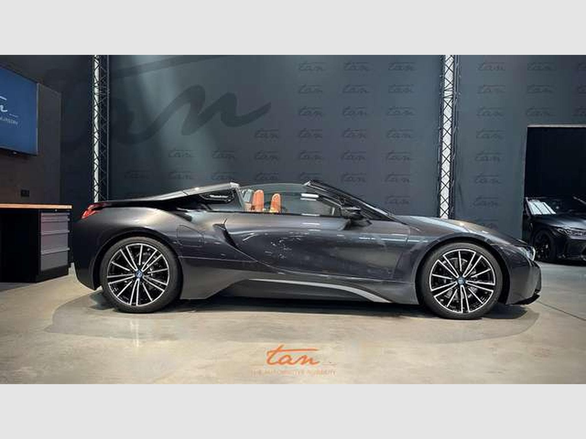 BMW i8 ROADSTER Plug-In Hybrid (11.6kWh) Full Options (2018) - Photo 4