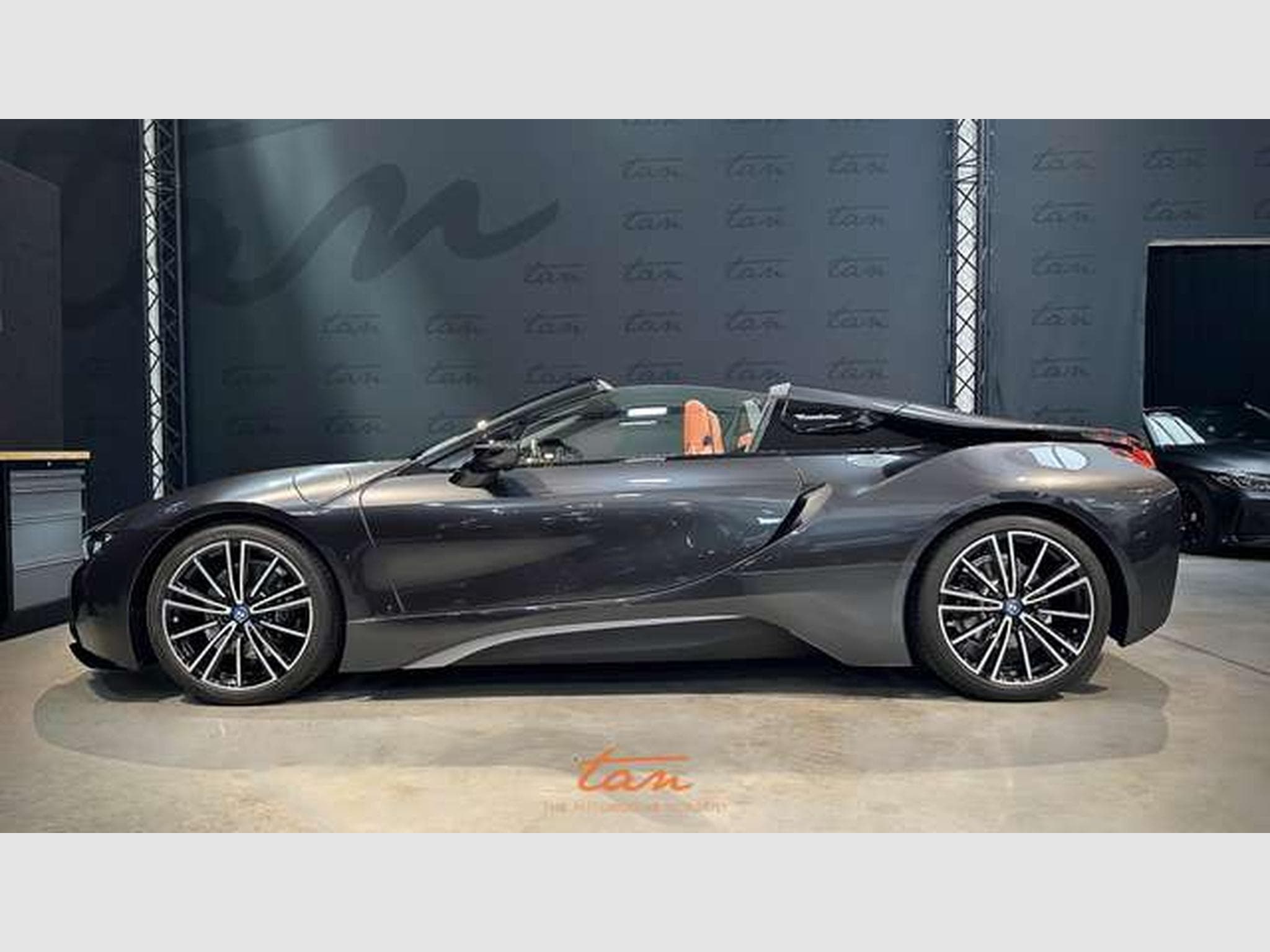 BMW i8 ROADSTER Plug-In Hybrid (11.6kWh) Full Options (2018) - Photo 8