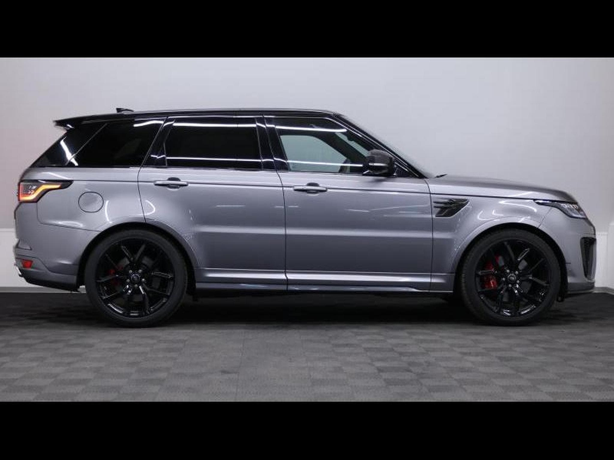 Land-Rover Range Rover Sport SVR 575 AWD auto (2022) - Foto 3