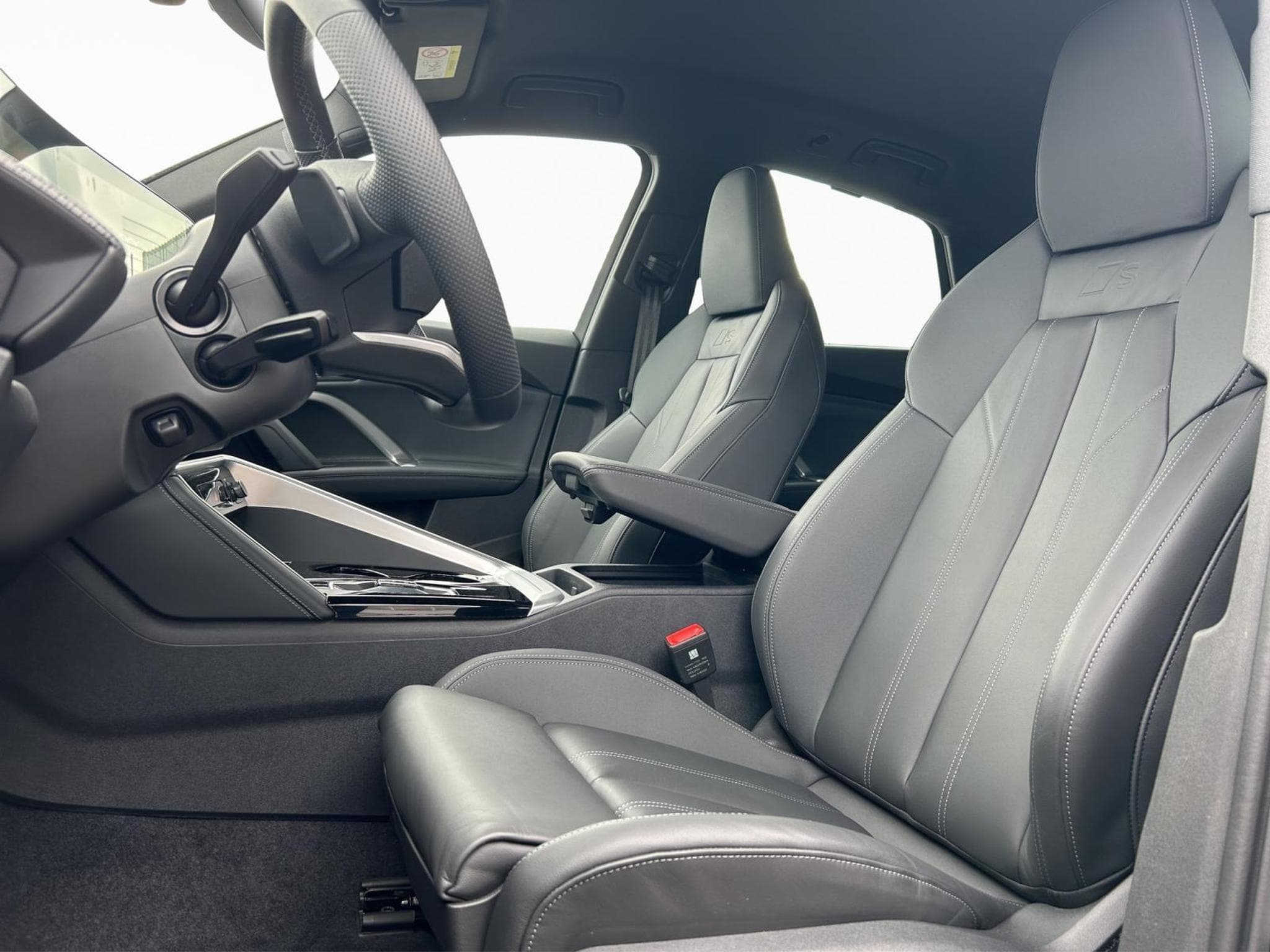 Audi Q5 Q5 Sportback (2025) - Photo 10