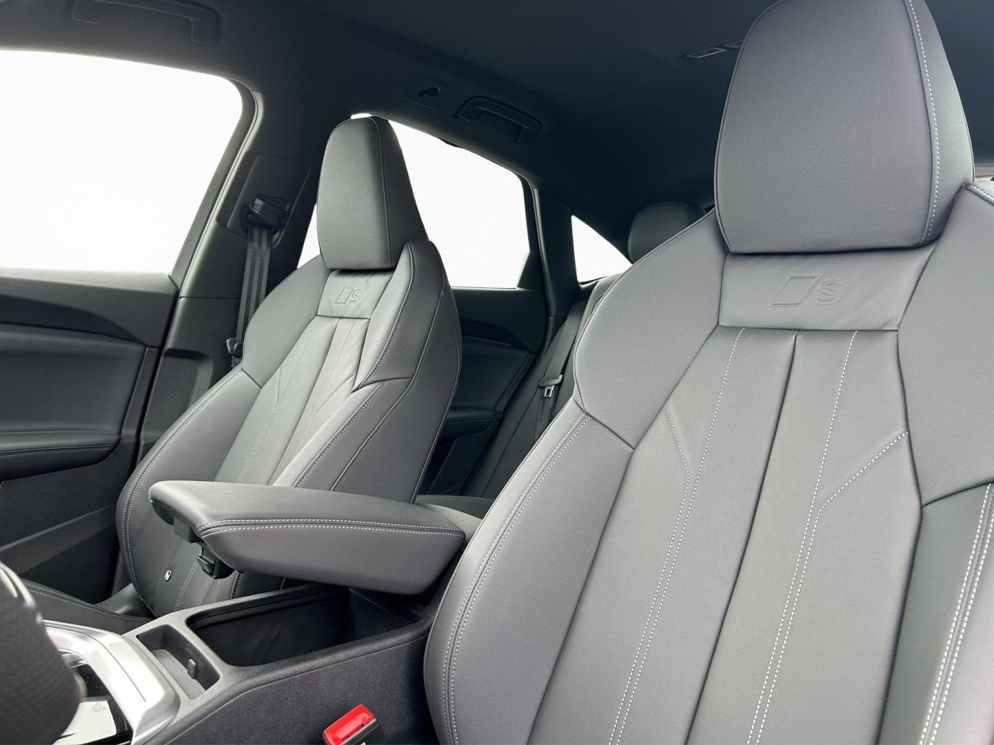 Audi Q5 Q5 Sportback (2025) - Photo 13