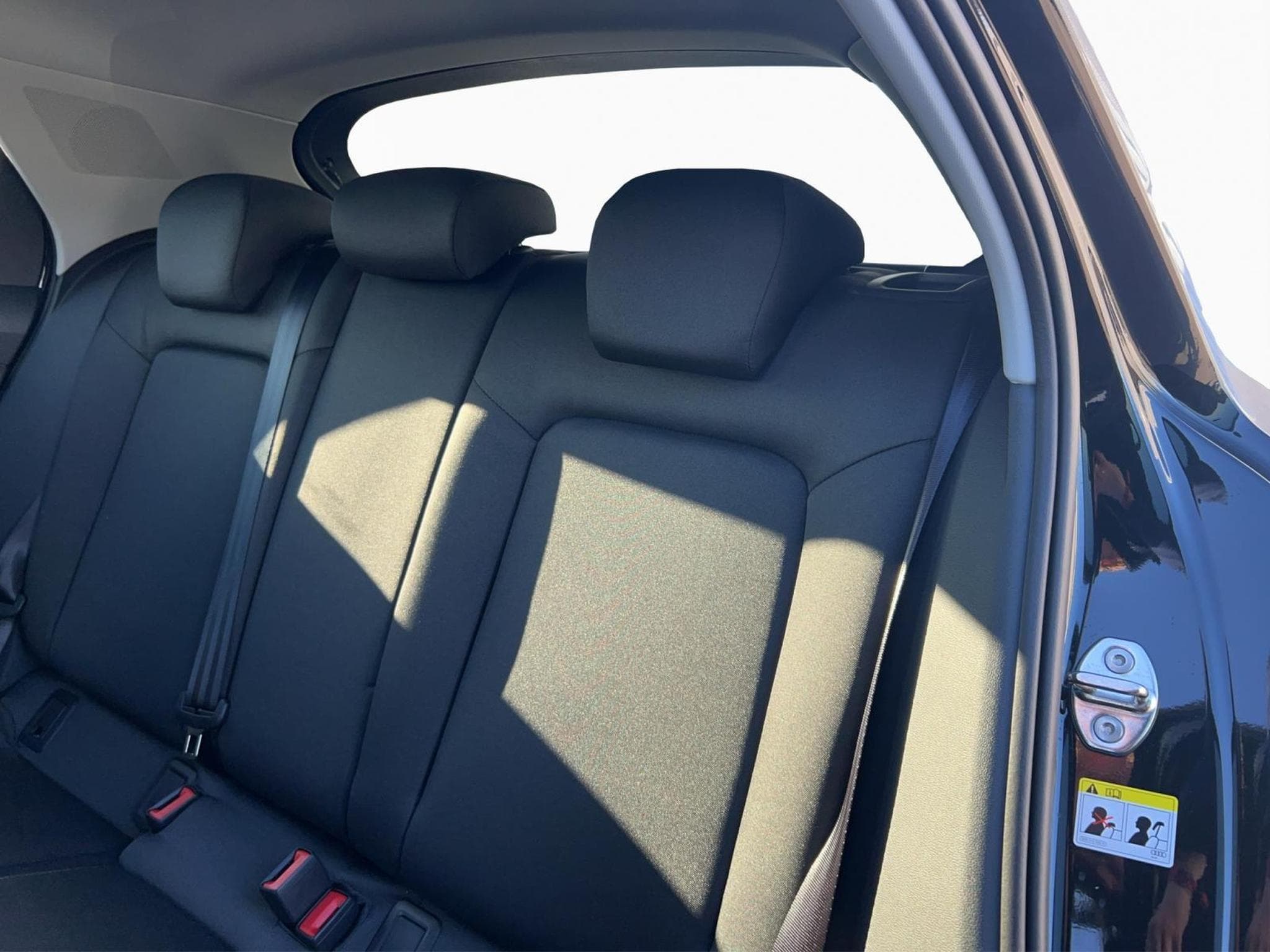 Audi A1 Sportback S line (2025) - Photo 3