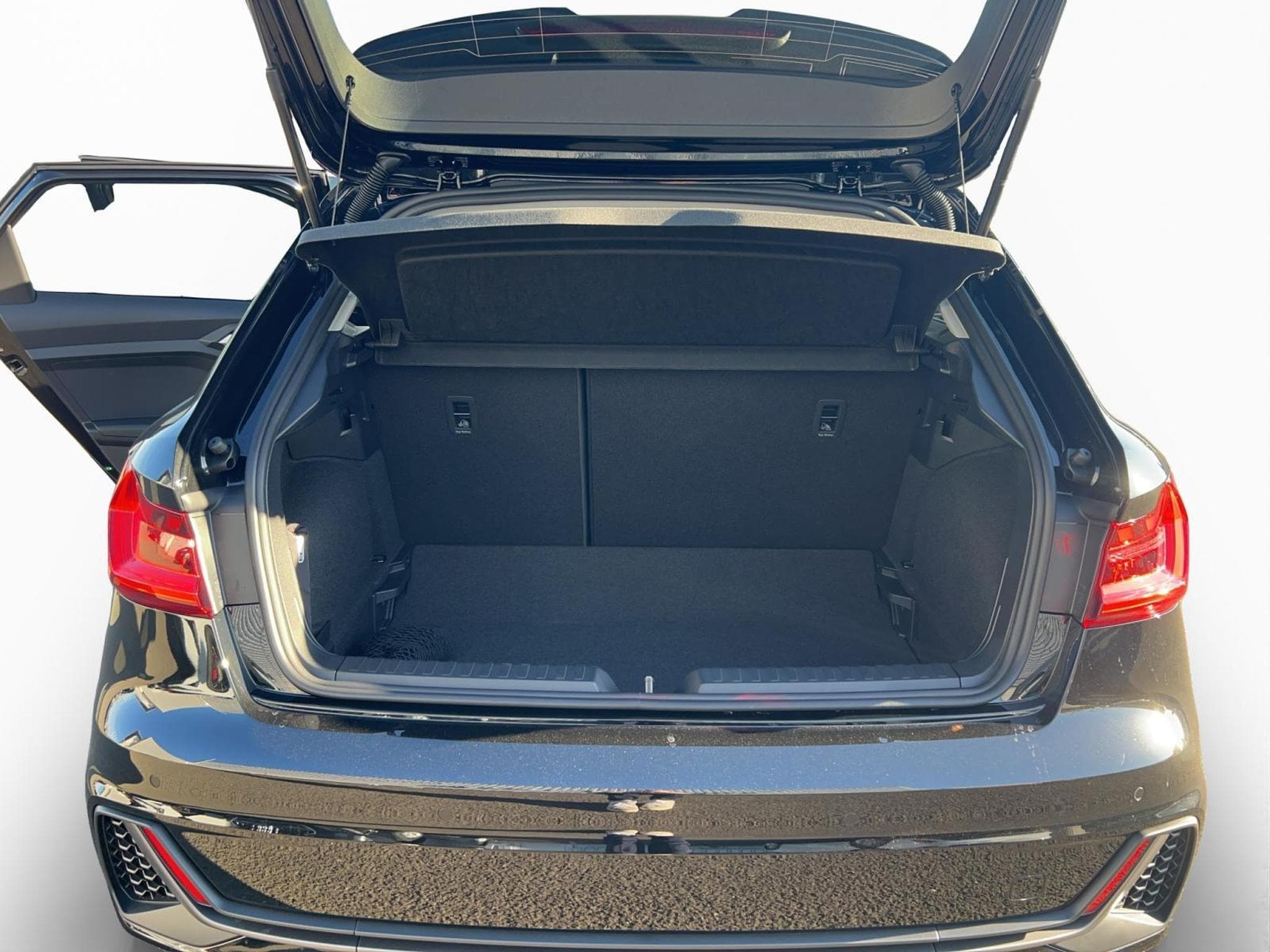 Audi A1 Sportback S line (2025) - Photo 4