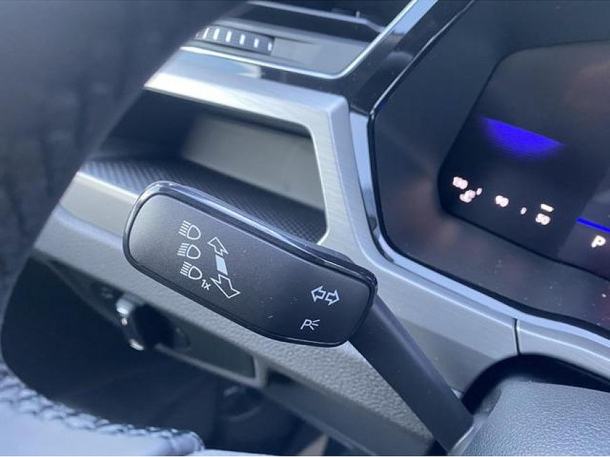 VW Touran (2026) - Photo 21