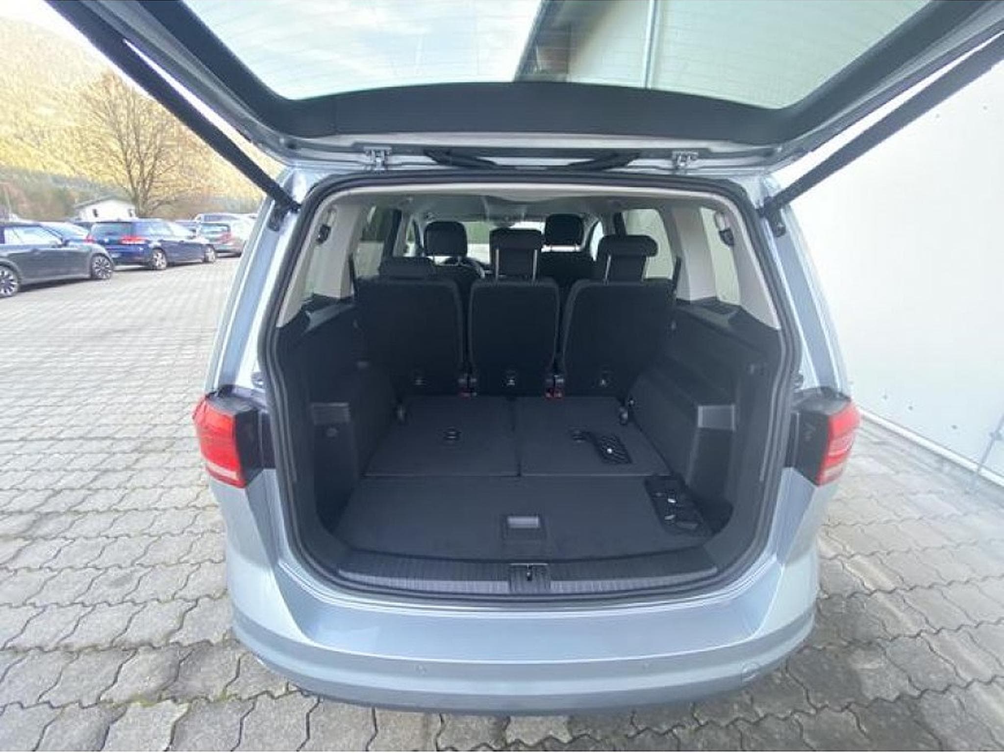 VW Touran (2026) - Photo 7