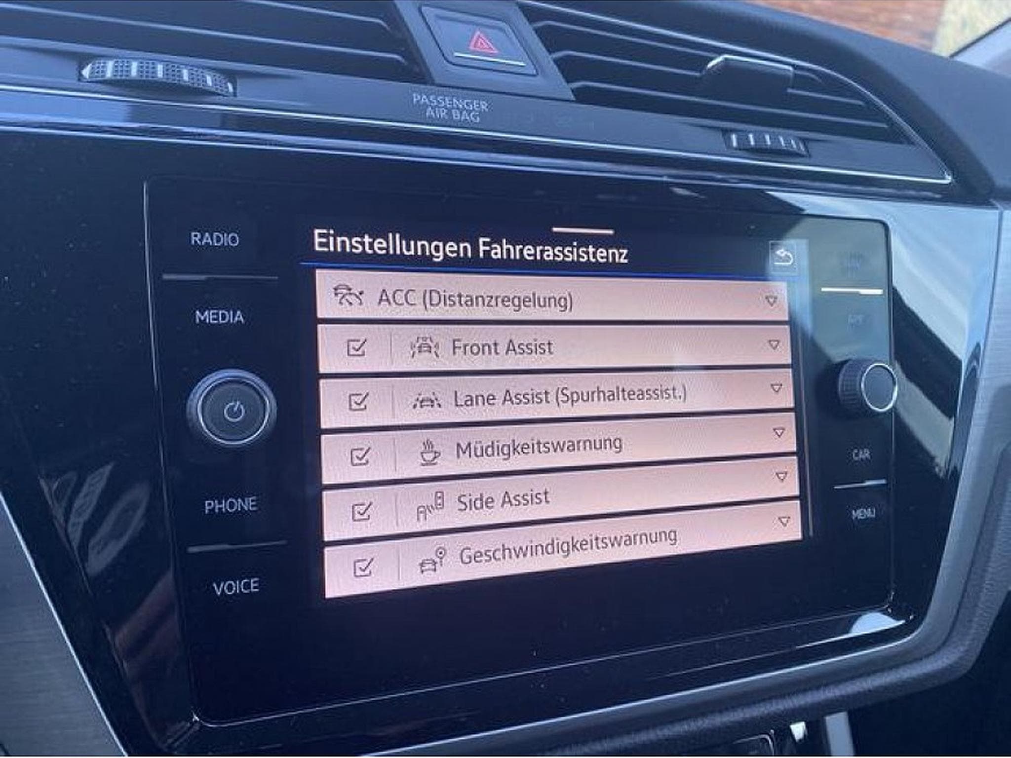 VW Touran (2026) - Photo 13