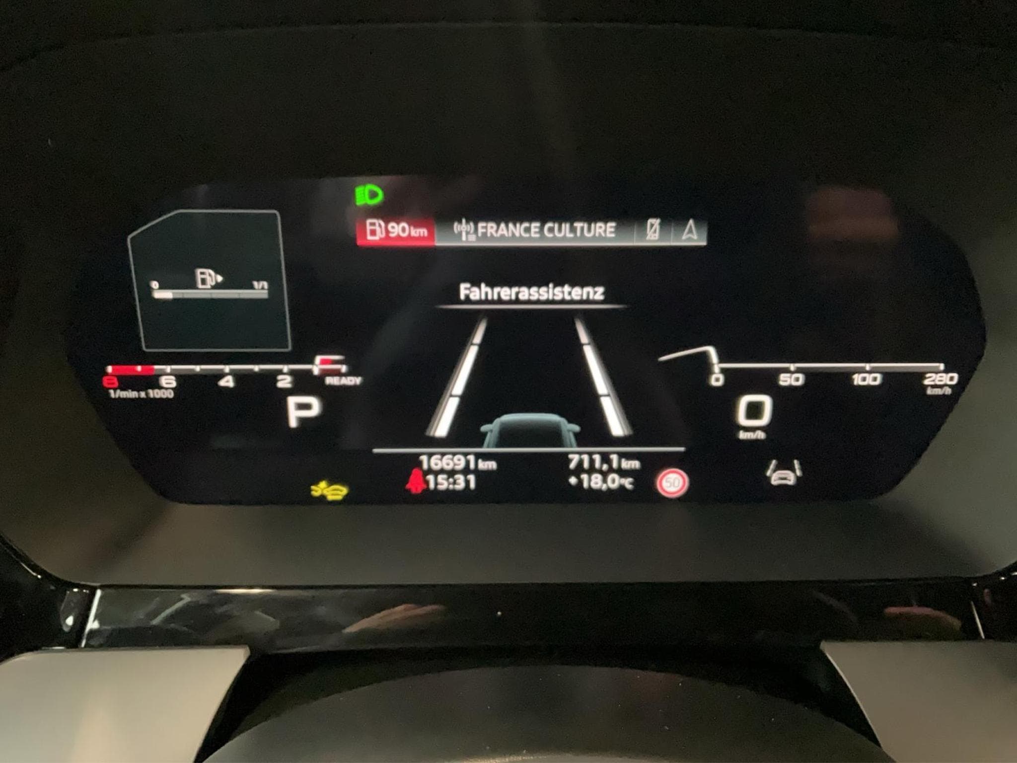 Audi A3 SB+Advanced+30TFSI+S-Tronic (2024) - Photo 11