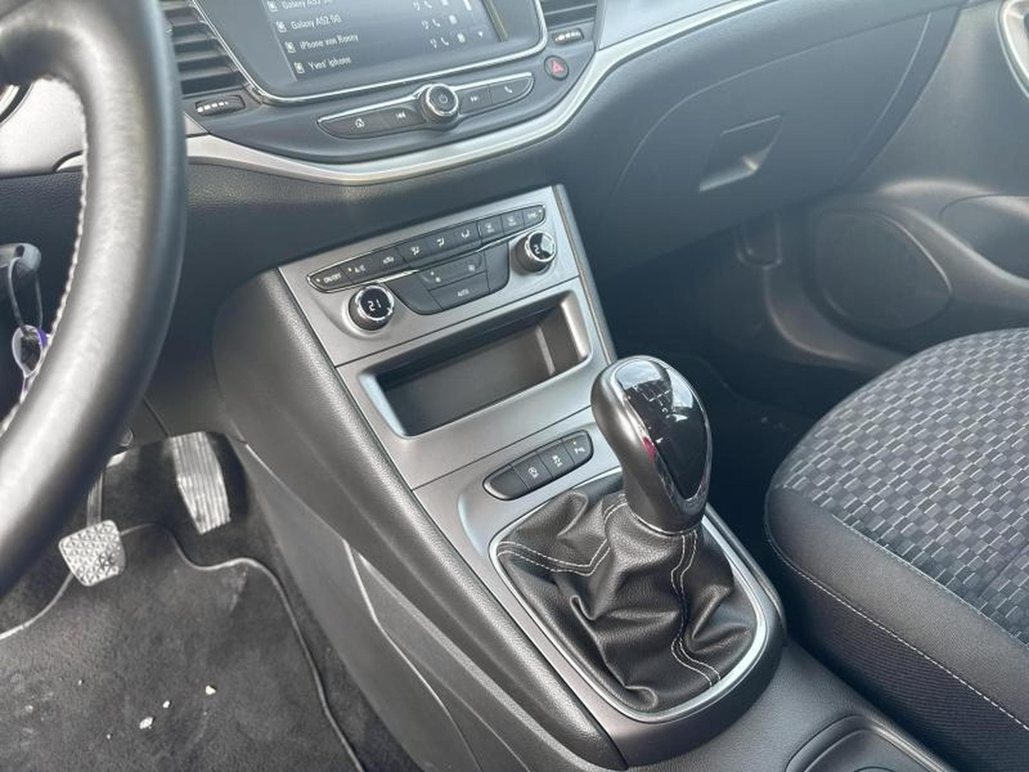 Opel Astra K Edition (2020) - Photo 19