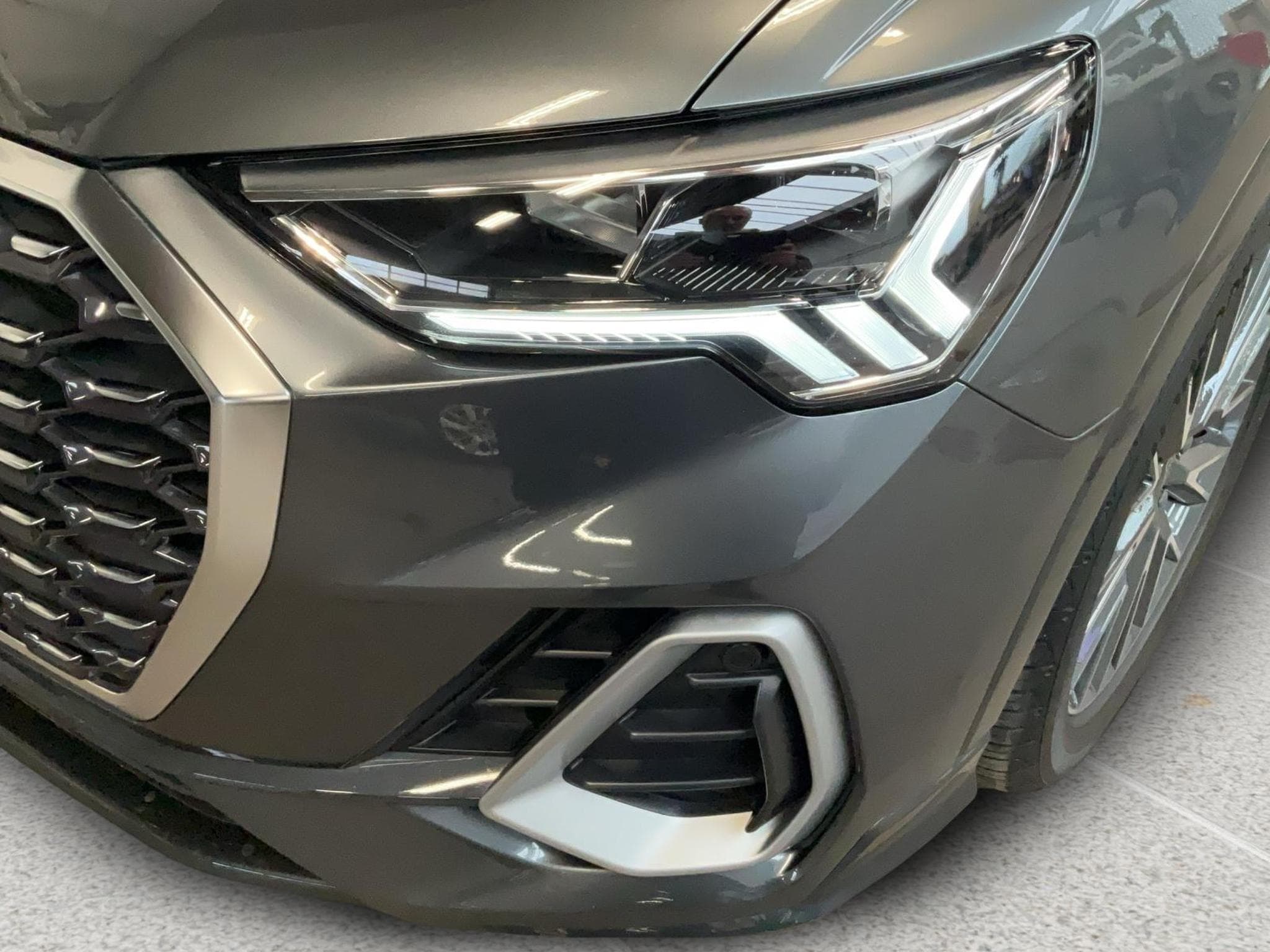 Audi Q3 SB+S-line+S-Tronic+35TDI+LED (2025) - Foto 18