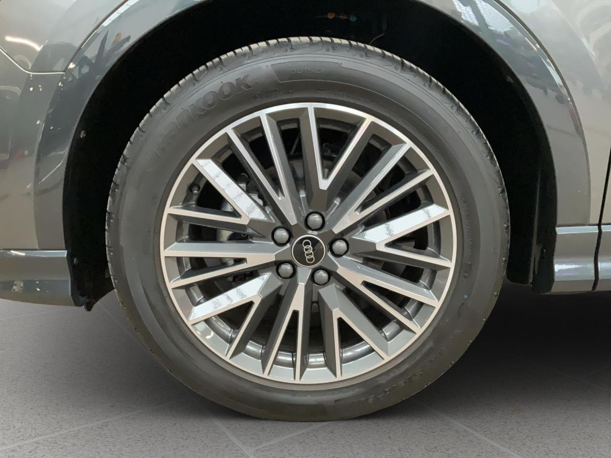 Audi Q3 SB+S-line+S-Tronic+35TDI+LED (2025) - Foto 8