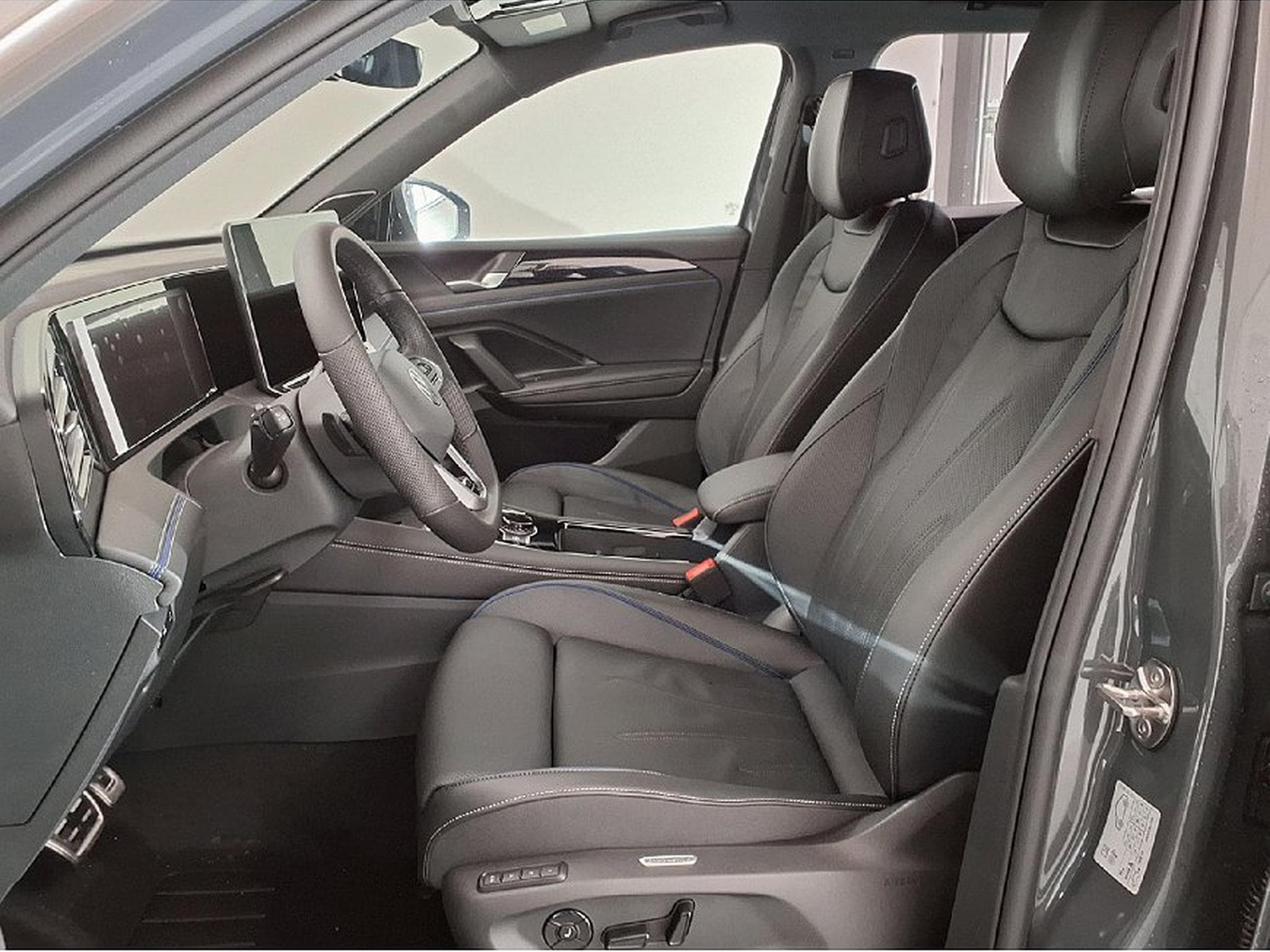 VW Tiguan (2023) - Foto 9