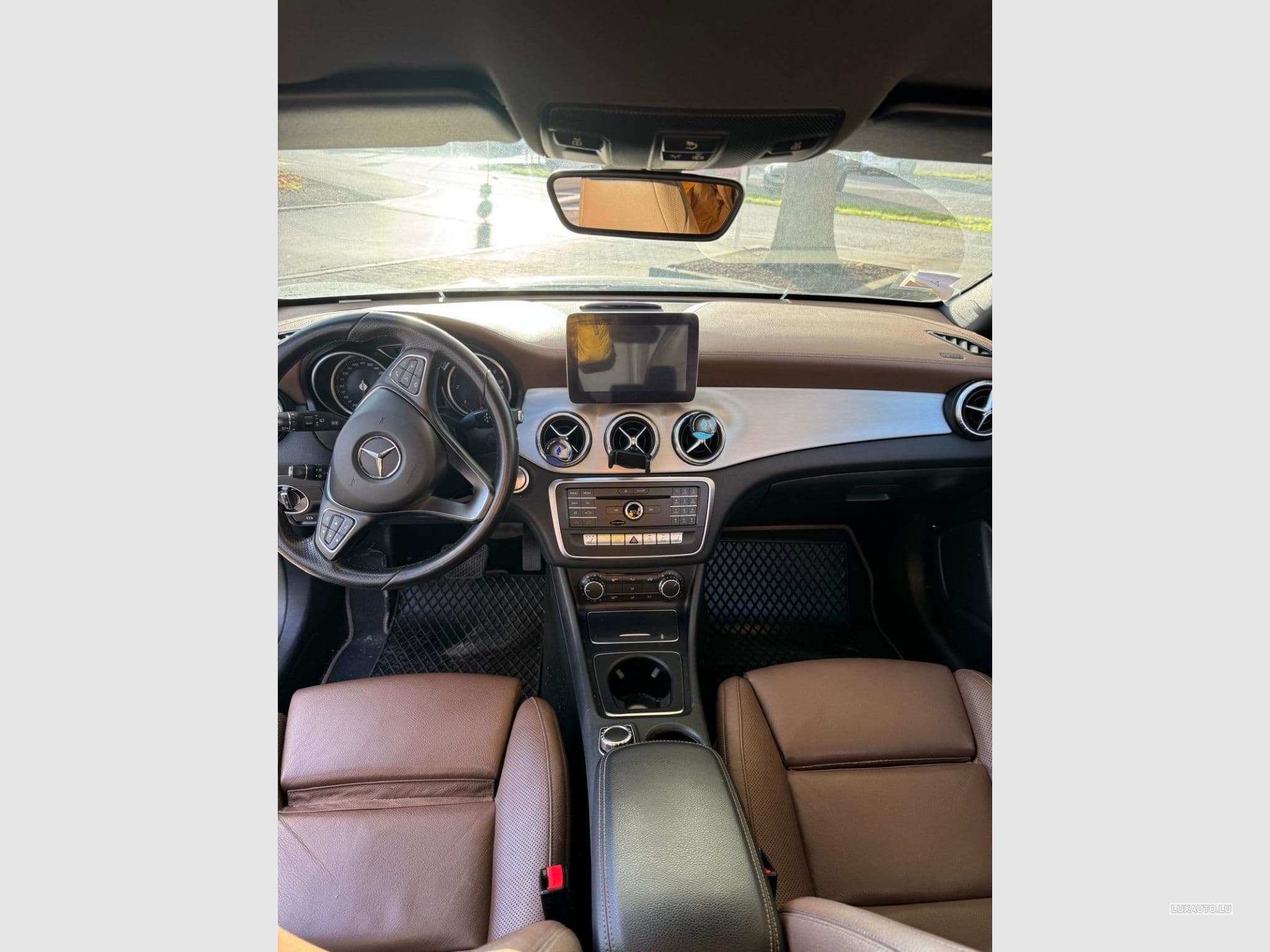 Mercedes CLA 200 (2016) - Foto 8