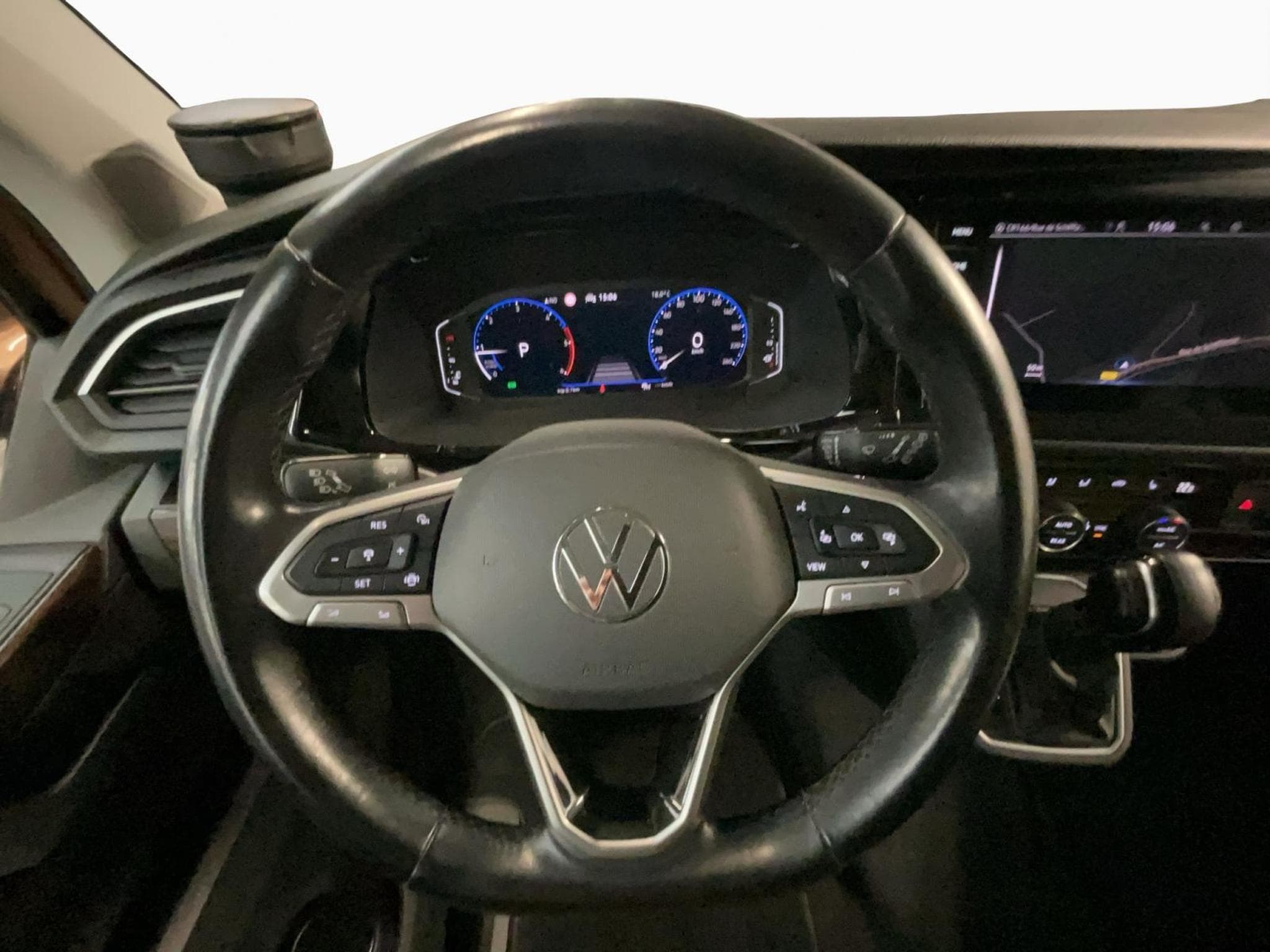 VW T6.1 Highline-court+DSG+Navi+7Sitze (2020) - Foto 10