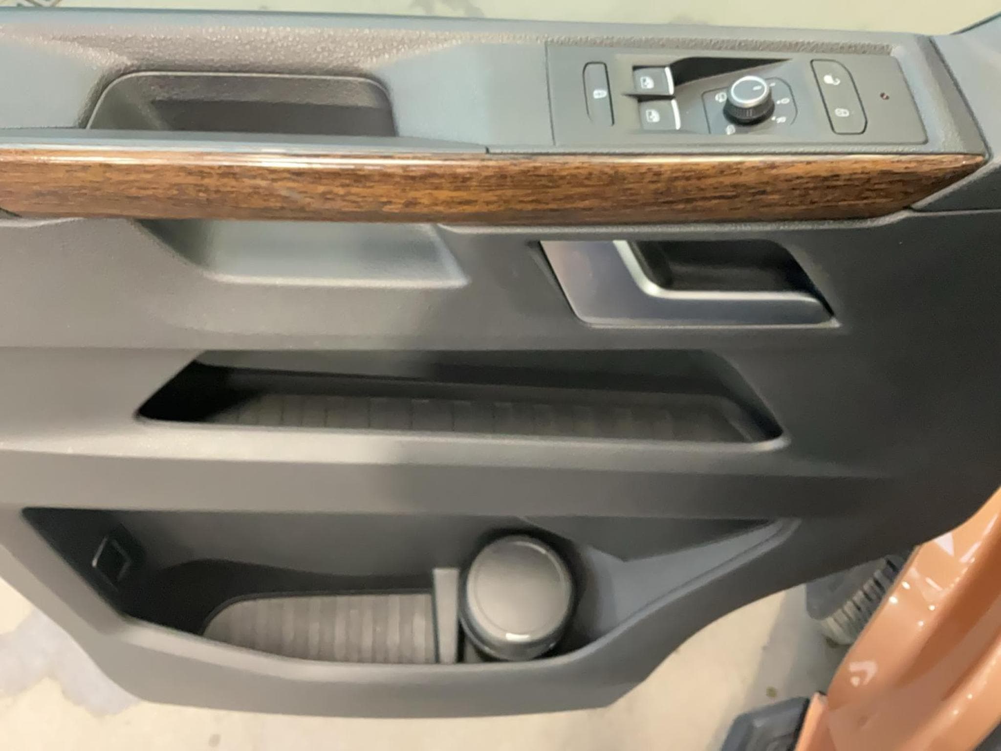 VW T6.1 Highline-court+DSG+Navi+7Sitze (2020) - Foto 14