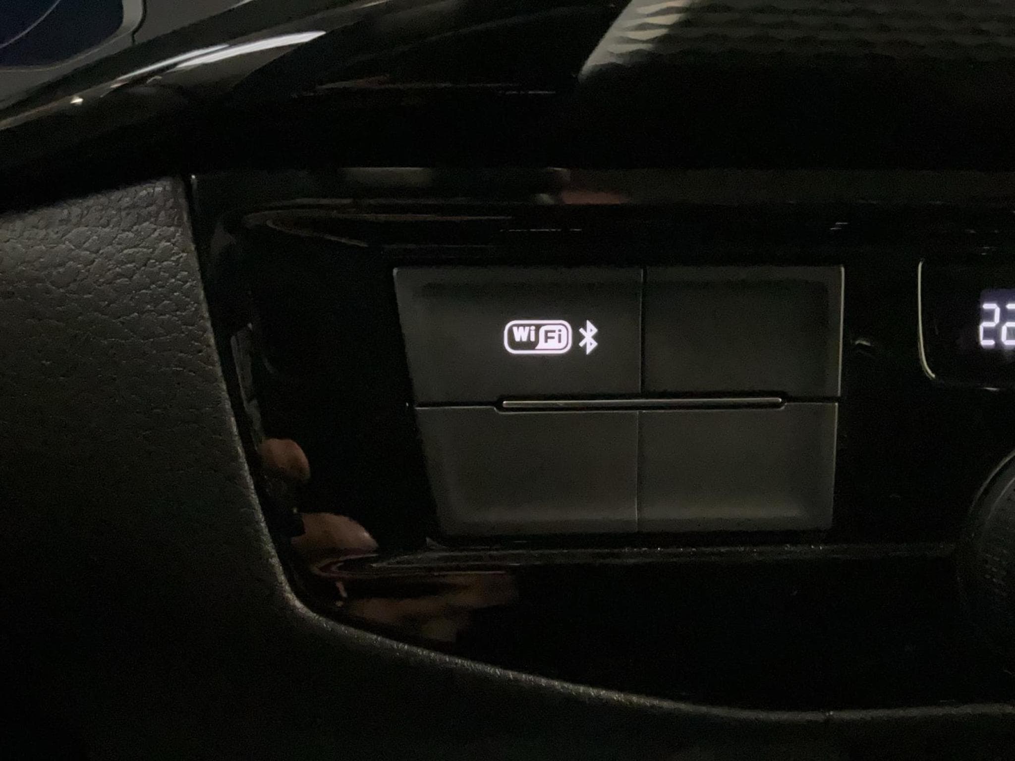 VW T6.1 Highline-court+DSG+Navi+7Sitze (2020) - Foto 21