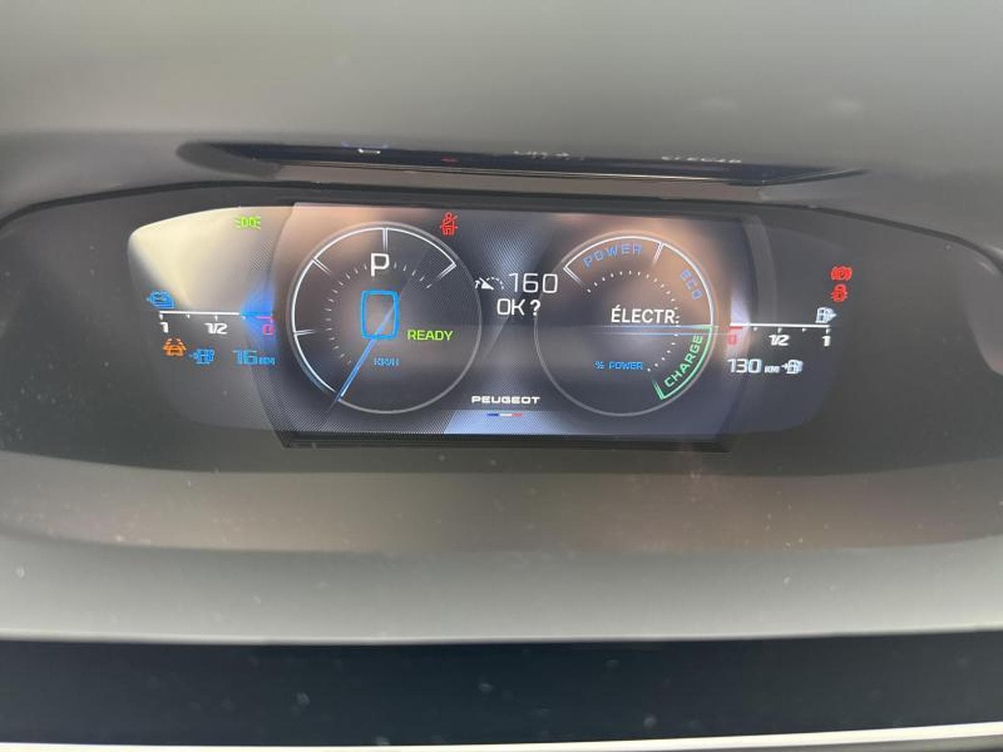 Peugeot 308 III & e- GT (2025) - Photo 14