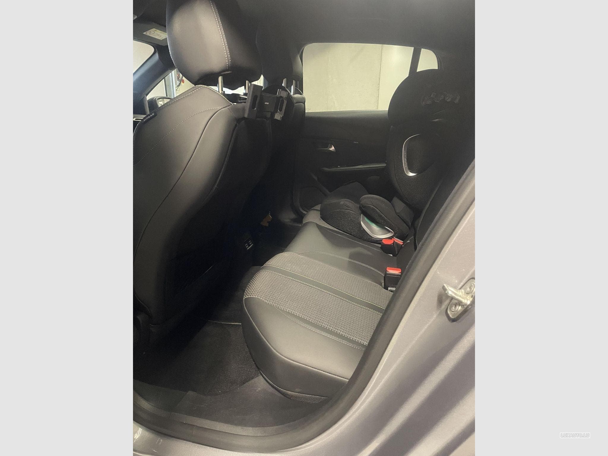 Peugeot 208 GT Line (2022) - Foto 8