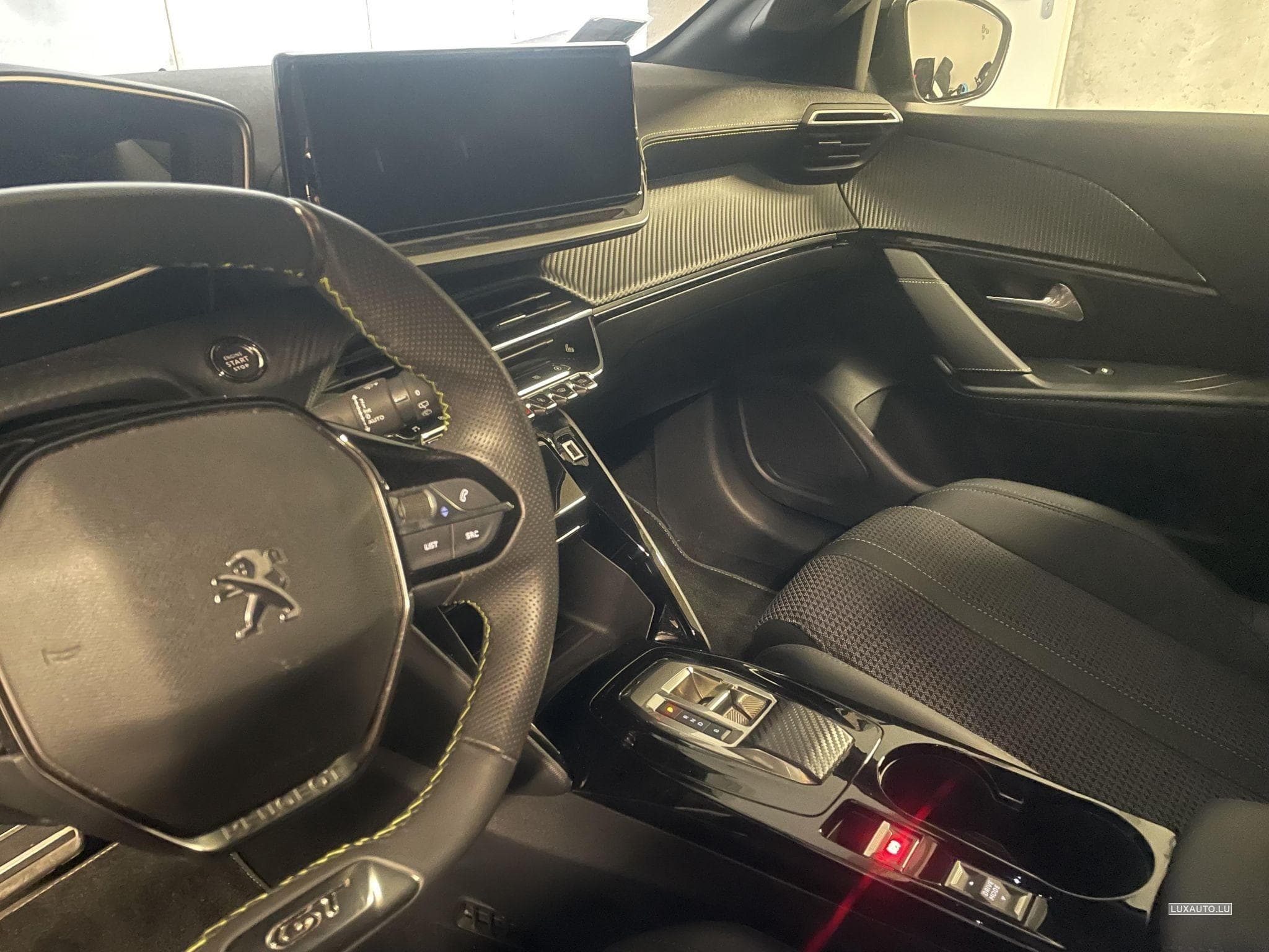 Peugeot 208 GT Line (2022) - Foto 9