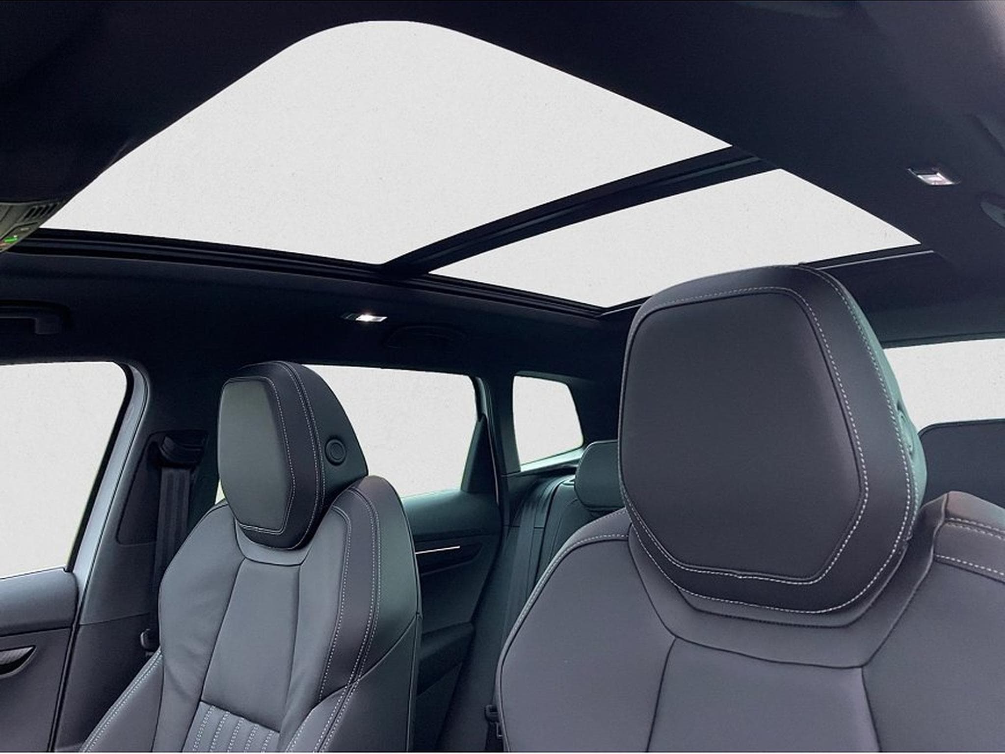 Skoda Karoq (2025) - Photo 11