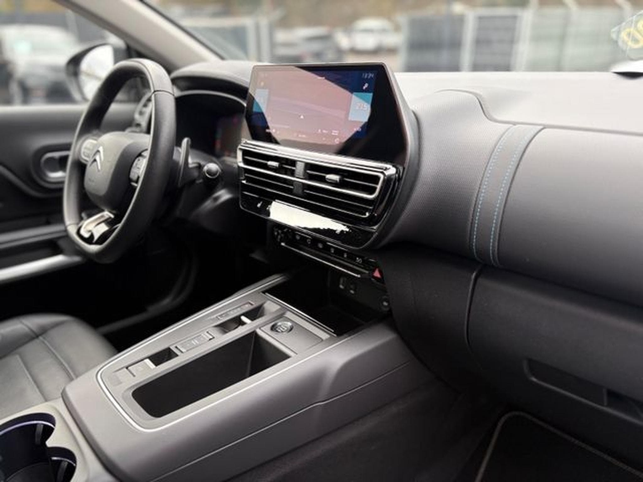 Citroën C5 Aircross C5 AIRCROSS SHINE PAKET*PLUG IN*STYLE PAKET*PANO (2023) - Foto 15