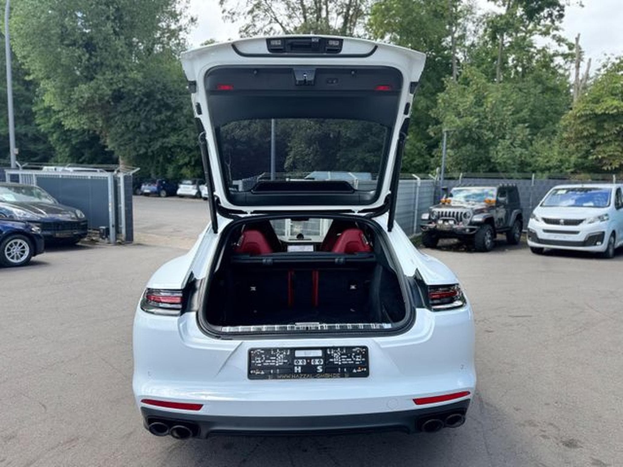 Porsche Panamera PANAMERA GTS*SPORT-DESIGN*SOFTCLOSE*SPORT-ABGAS* (2021) - Photo 8