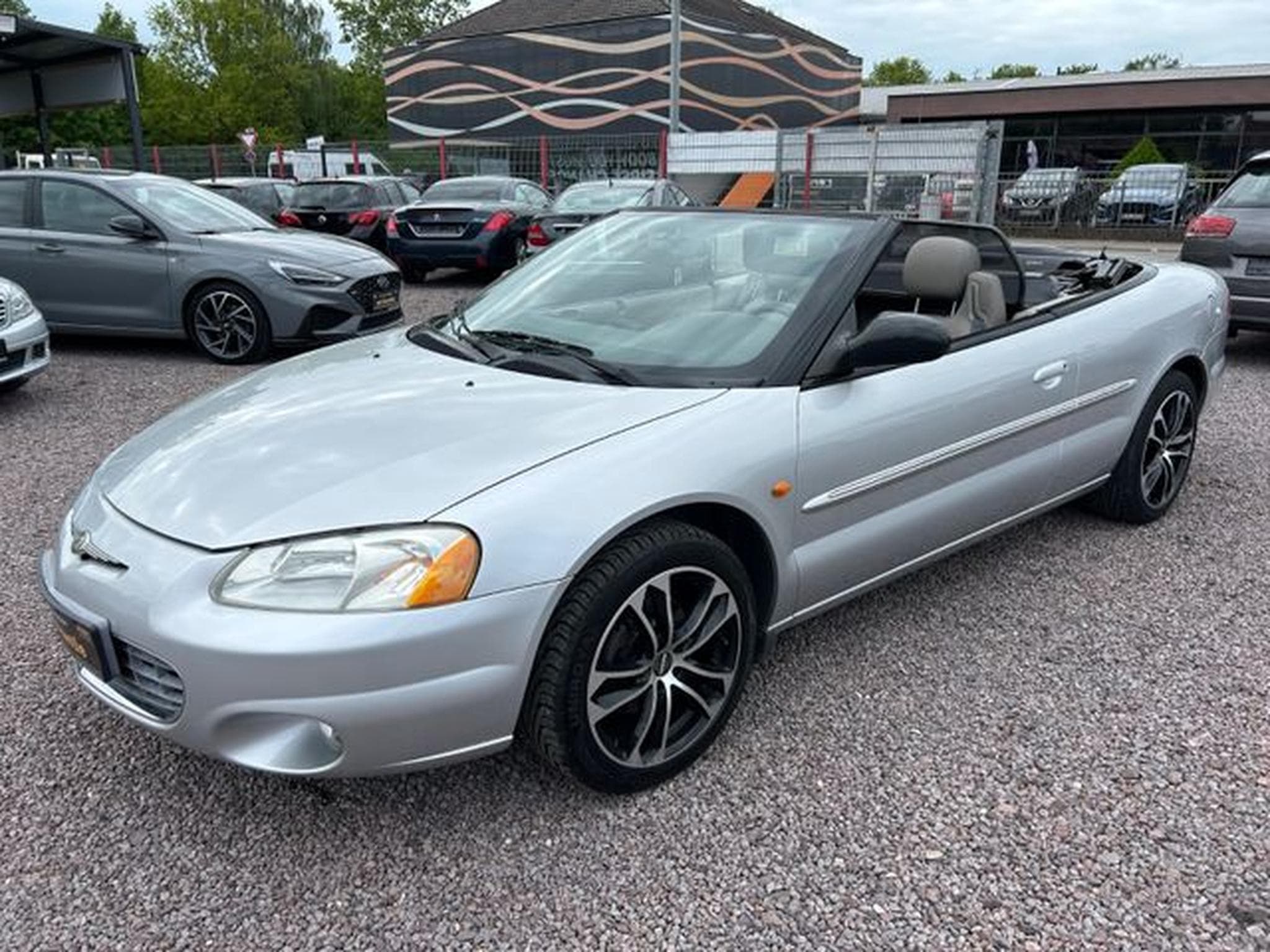 Chrysler Sebring Sebring 2.7 LX Cabrio Autom. *Navi*Kamera*TÜV* (2002) - Foto 1