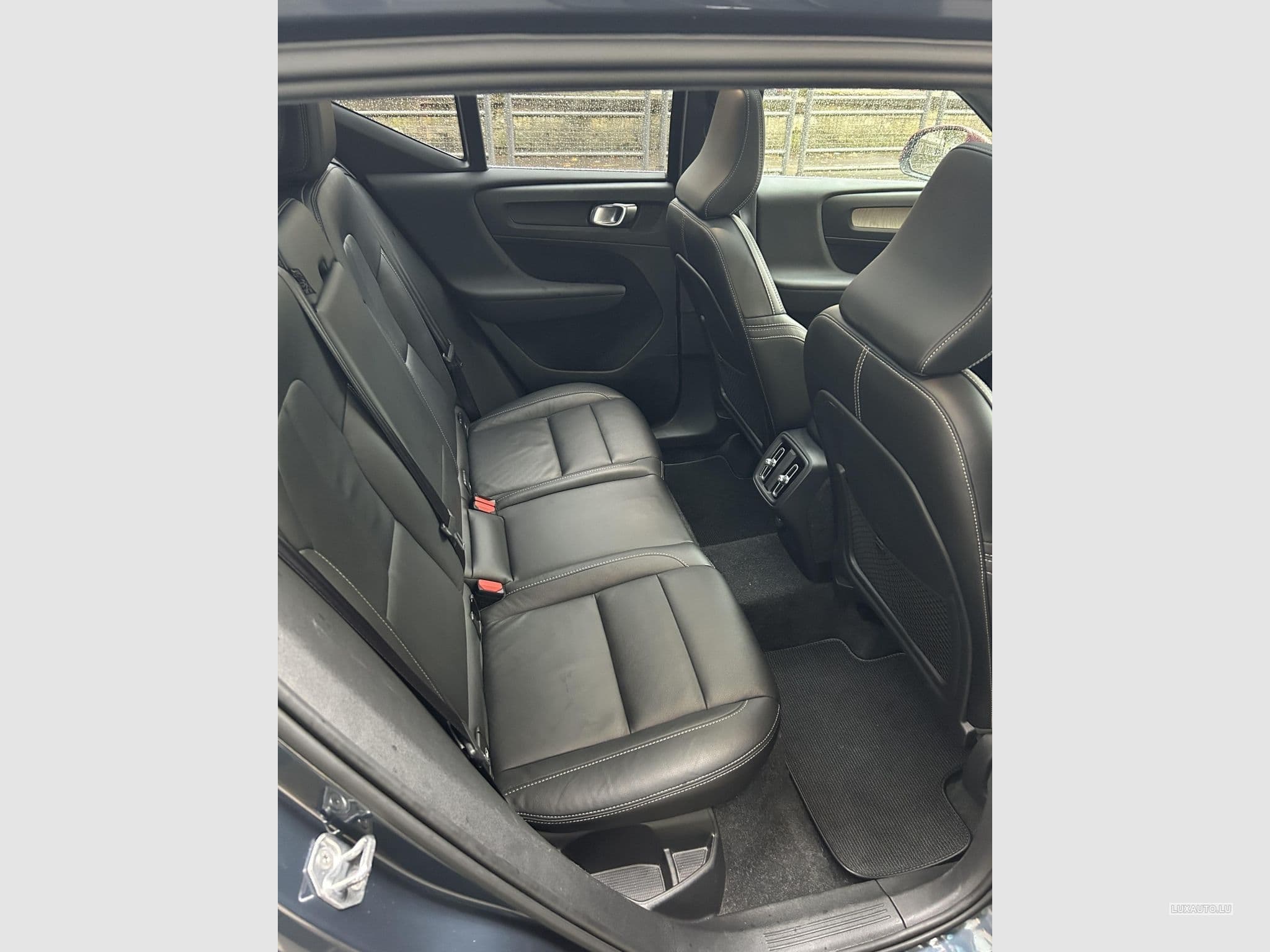 Volvo XC40 T4 - Inscription (bi-couleur) (2019) - Foto 7