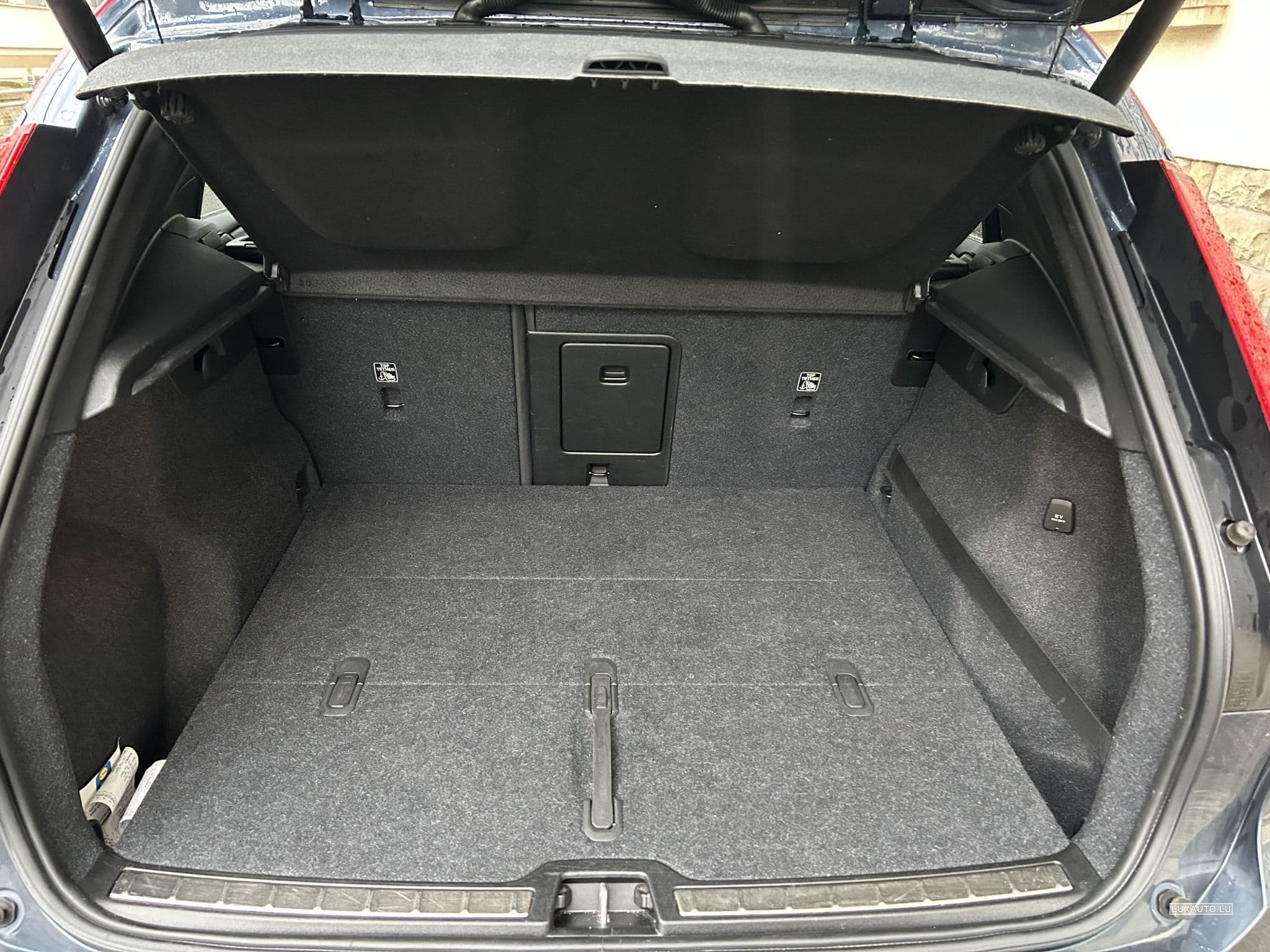 Volvo XC40 T4 - Inscription (bi-couleur) (2019) - Foto 9