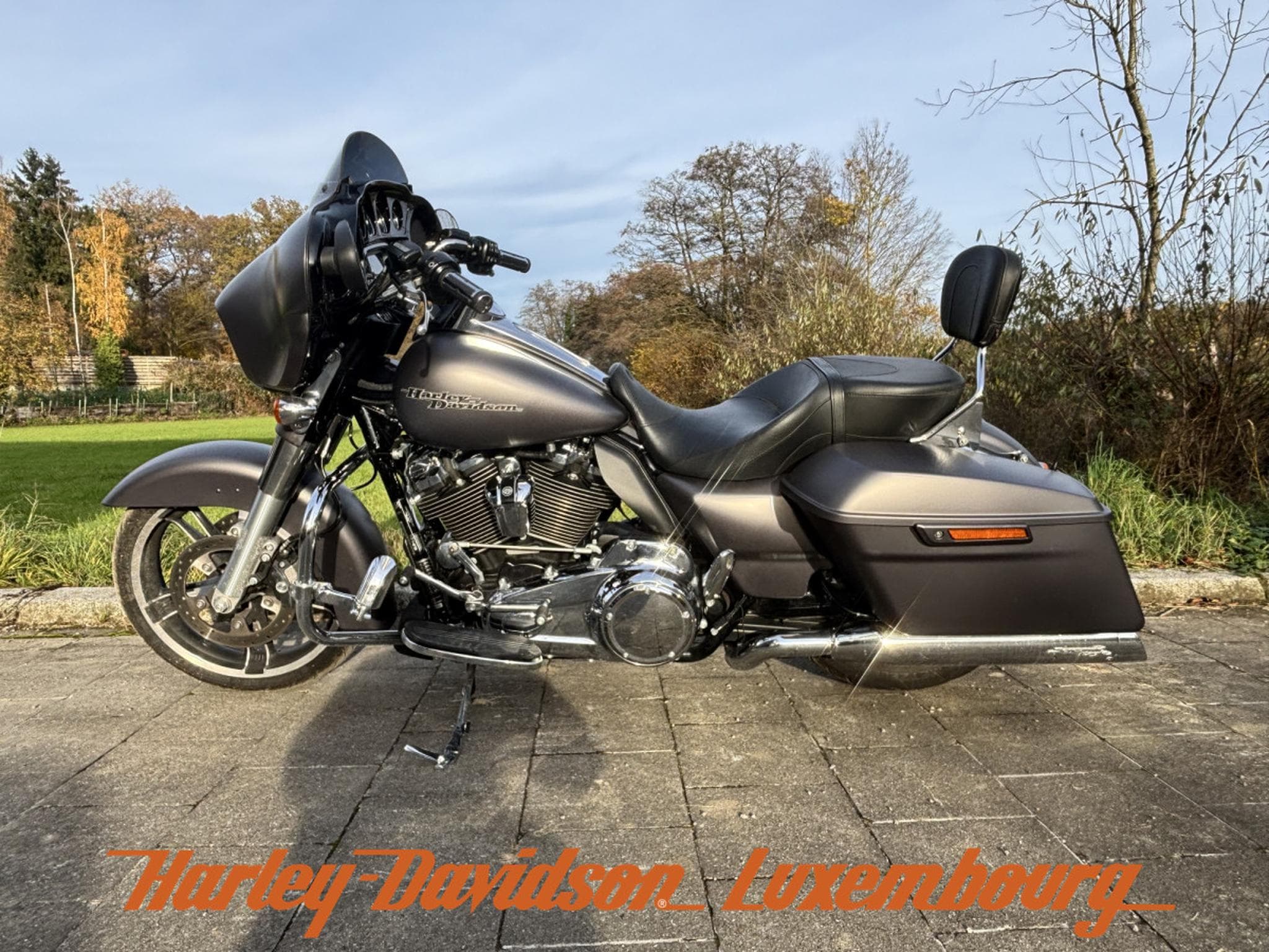 Harley-Davidson Street Glide Special (2017) - Photo 3