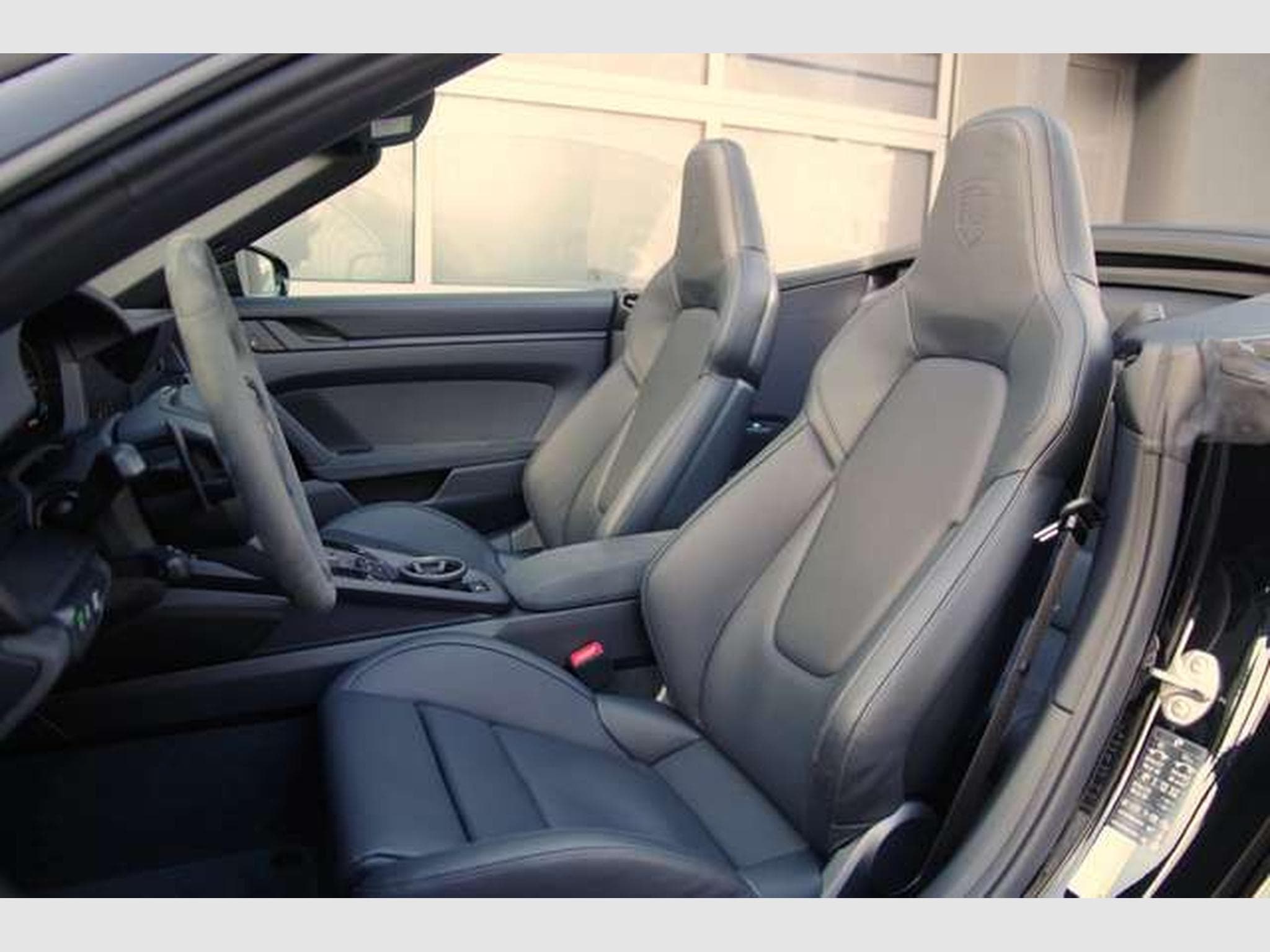 Porsche 911 992.2 4 GTS*Sitzlüft,Schutzfolie,18-W.,BOSE,360° (2025) - Foto 5