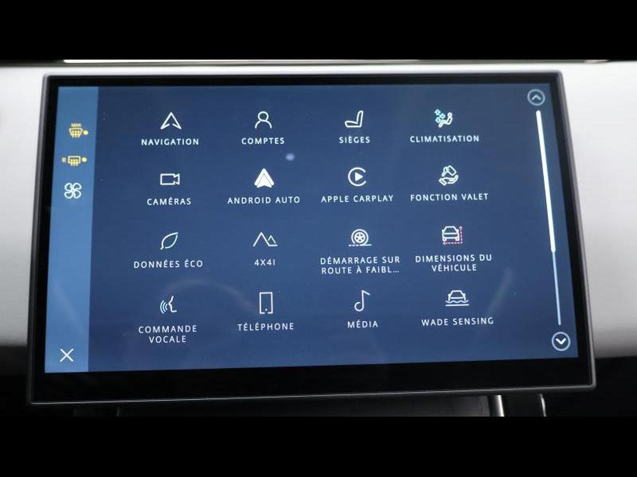 Land-Rover Range Rover Evoque D200 Dynamic SE AWD Auto (2025) - Photo 18