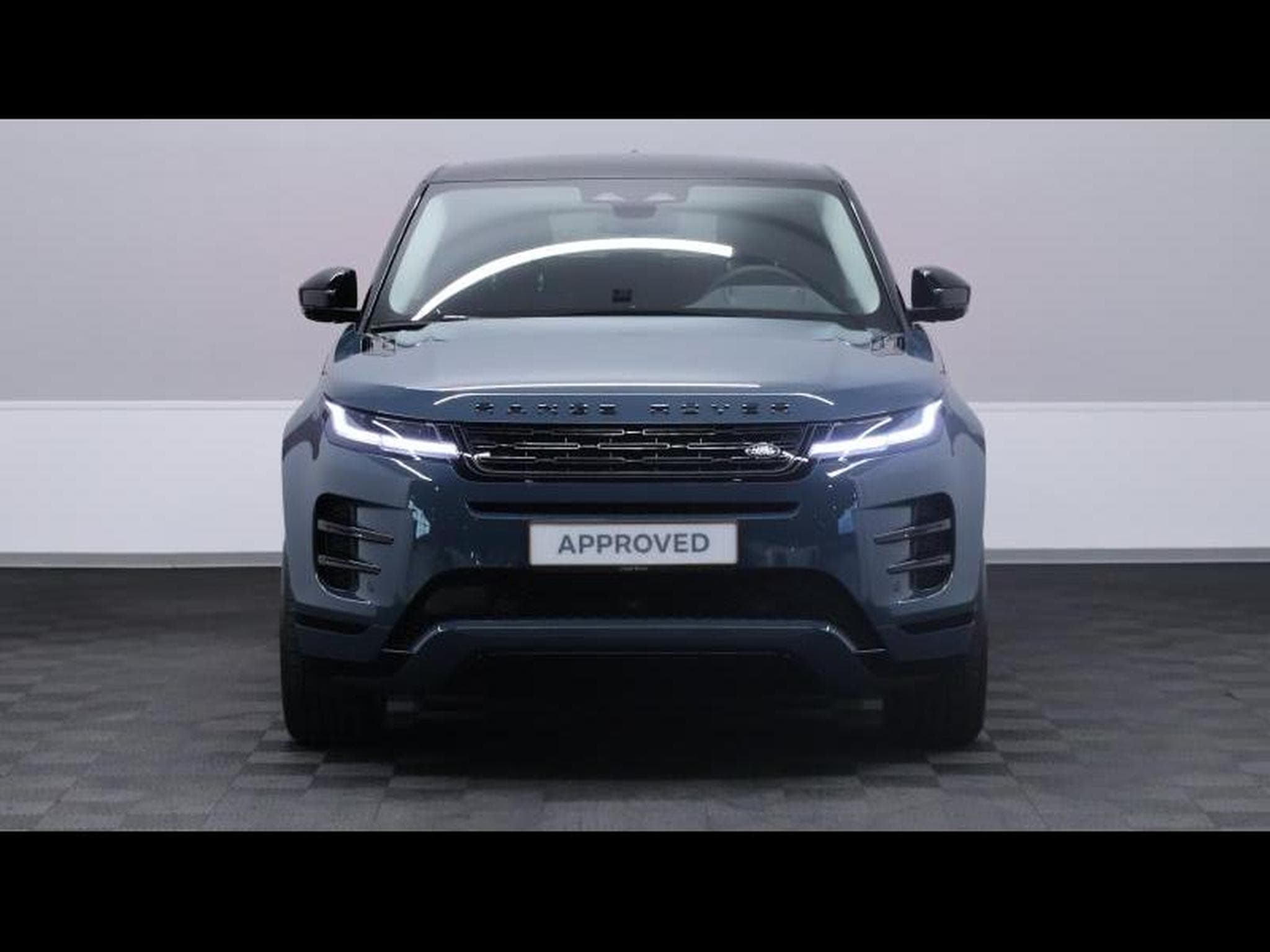 Land-Rover Range Rover Evoque D200 Dynamic SE AWD Auto (2025) - Photo 2