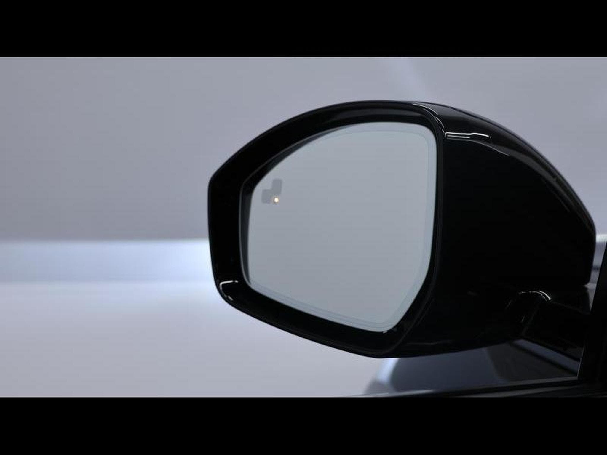 Land-Rover Range Rover Evoque D200 Dynamic SE AWD Auto (2025) - Photo 25