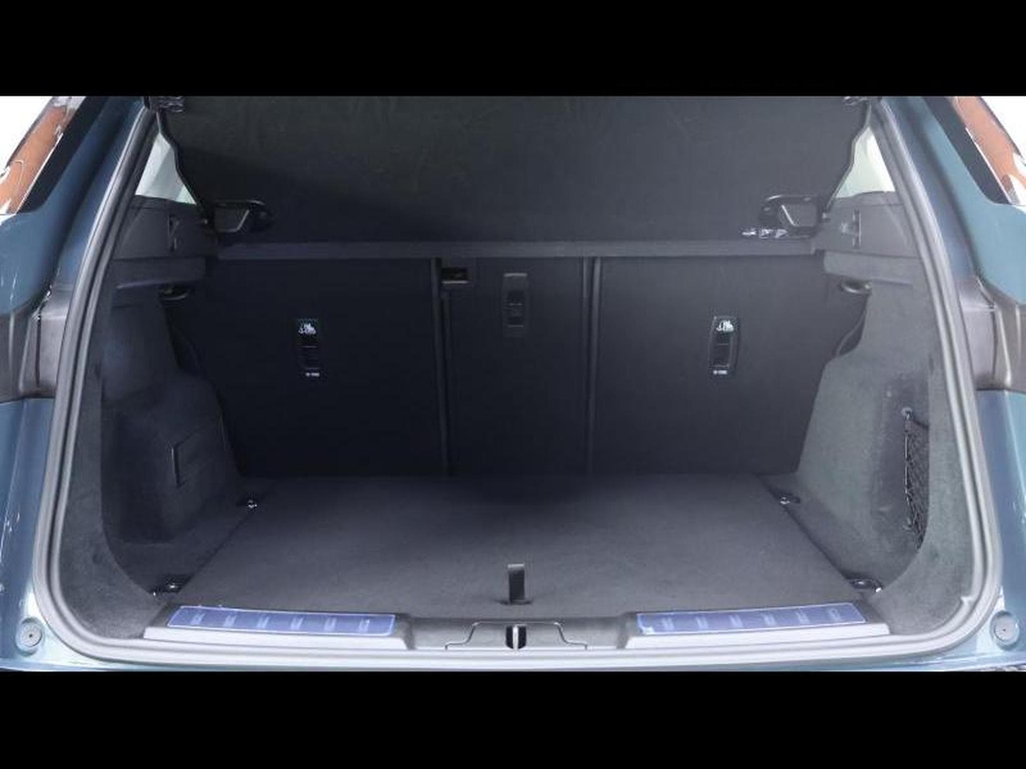 Land-Rover Range Rover Evoque D200 Dynamic SE AWD Auto (2025) - Photo 6