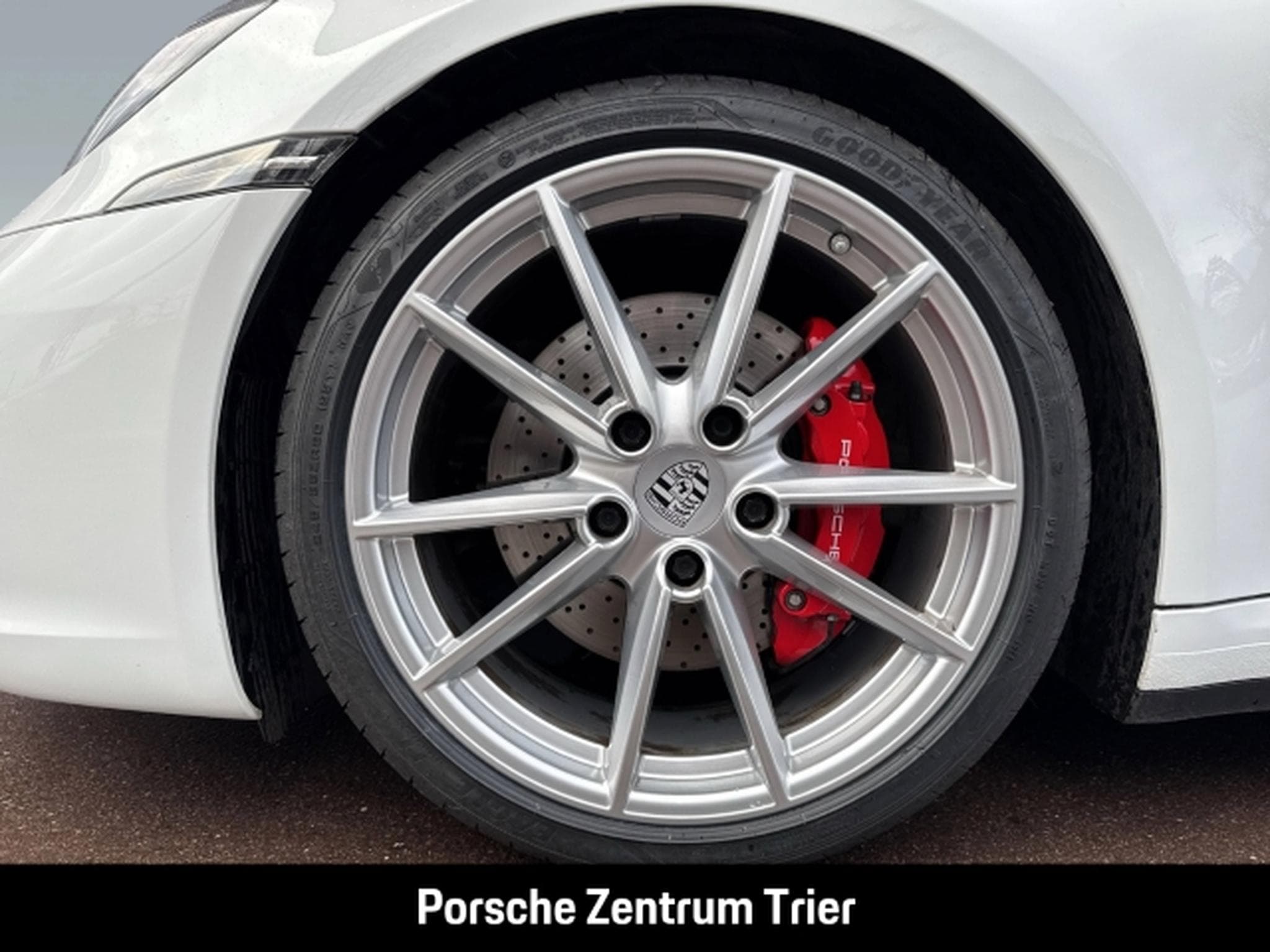 Porsche 911 Carrera 4S Sportabgas Sportfahrwerk LED (2019) - Photo 8