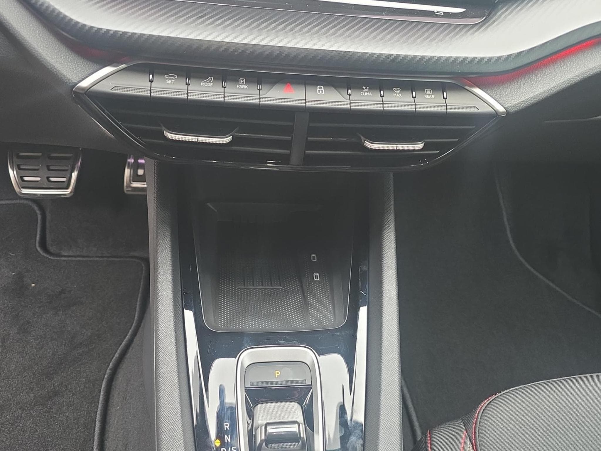 Skoda Octavia RS (2025) - Foto 15