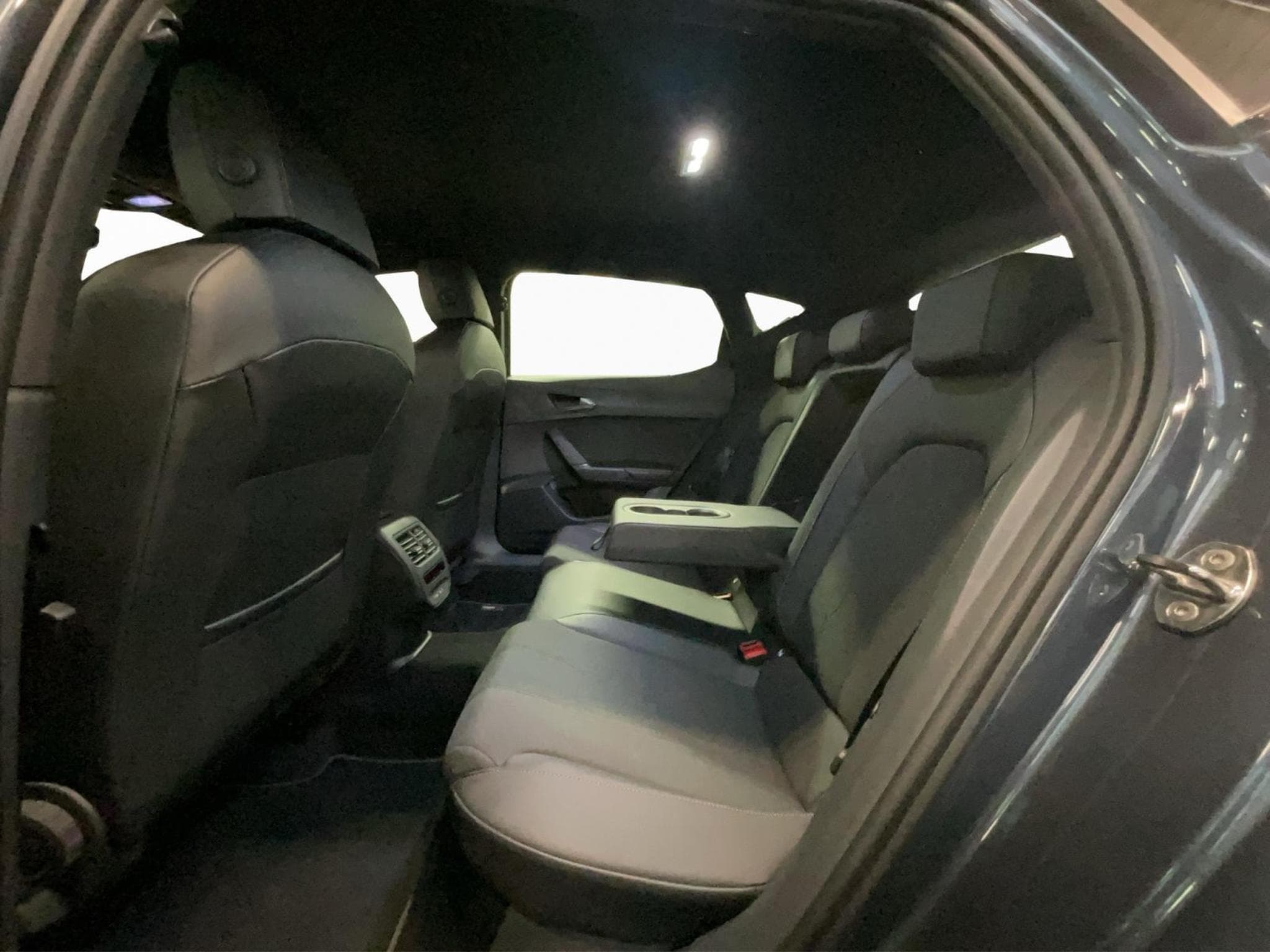 Cupra Leon DSG+LED+Navi+pure-Perf. (2024) - Foto 15