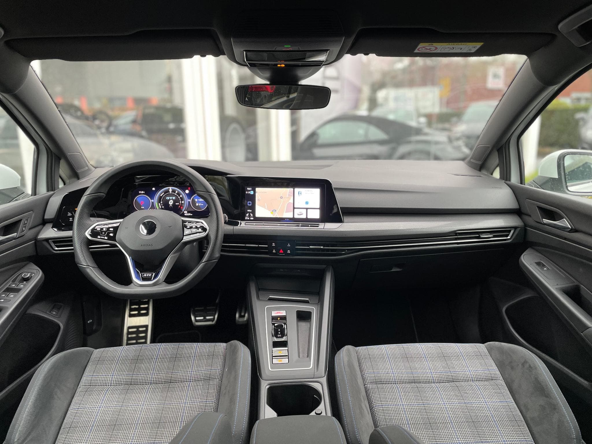 VW Golf 8 GTE 1.4 TSI 245CV DSG (2020) - Photo 12