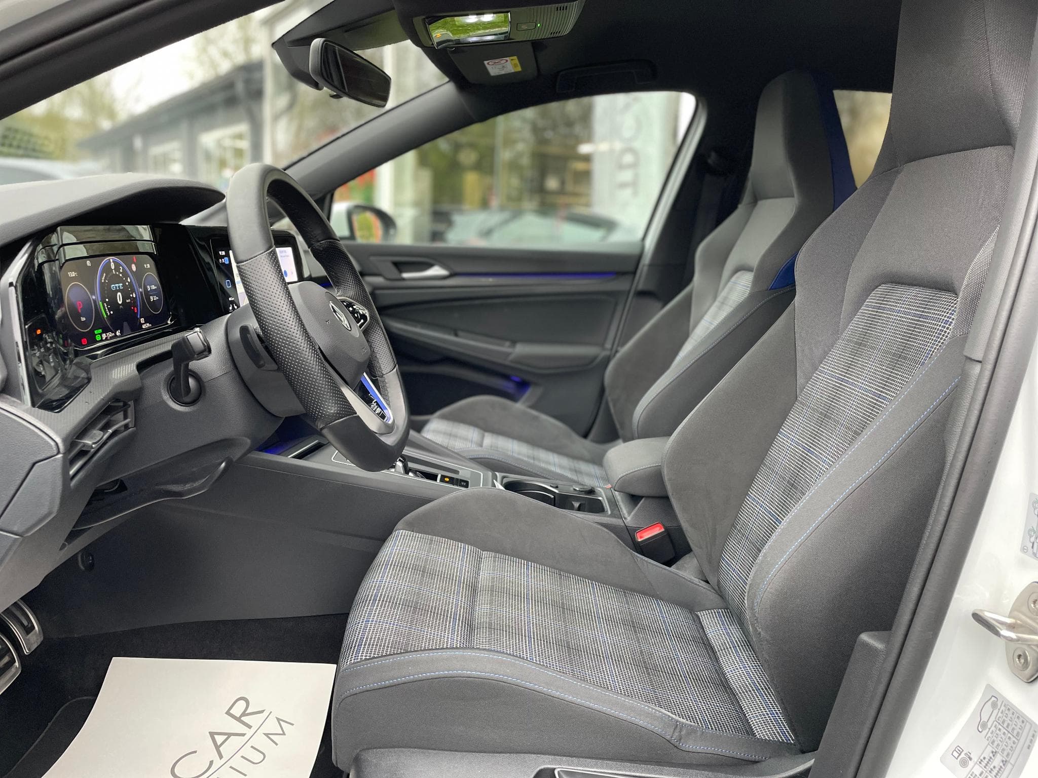 VW Golf 8 GTE 1.4 TSI 245CV DSG (2020) - Photo 7