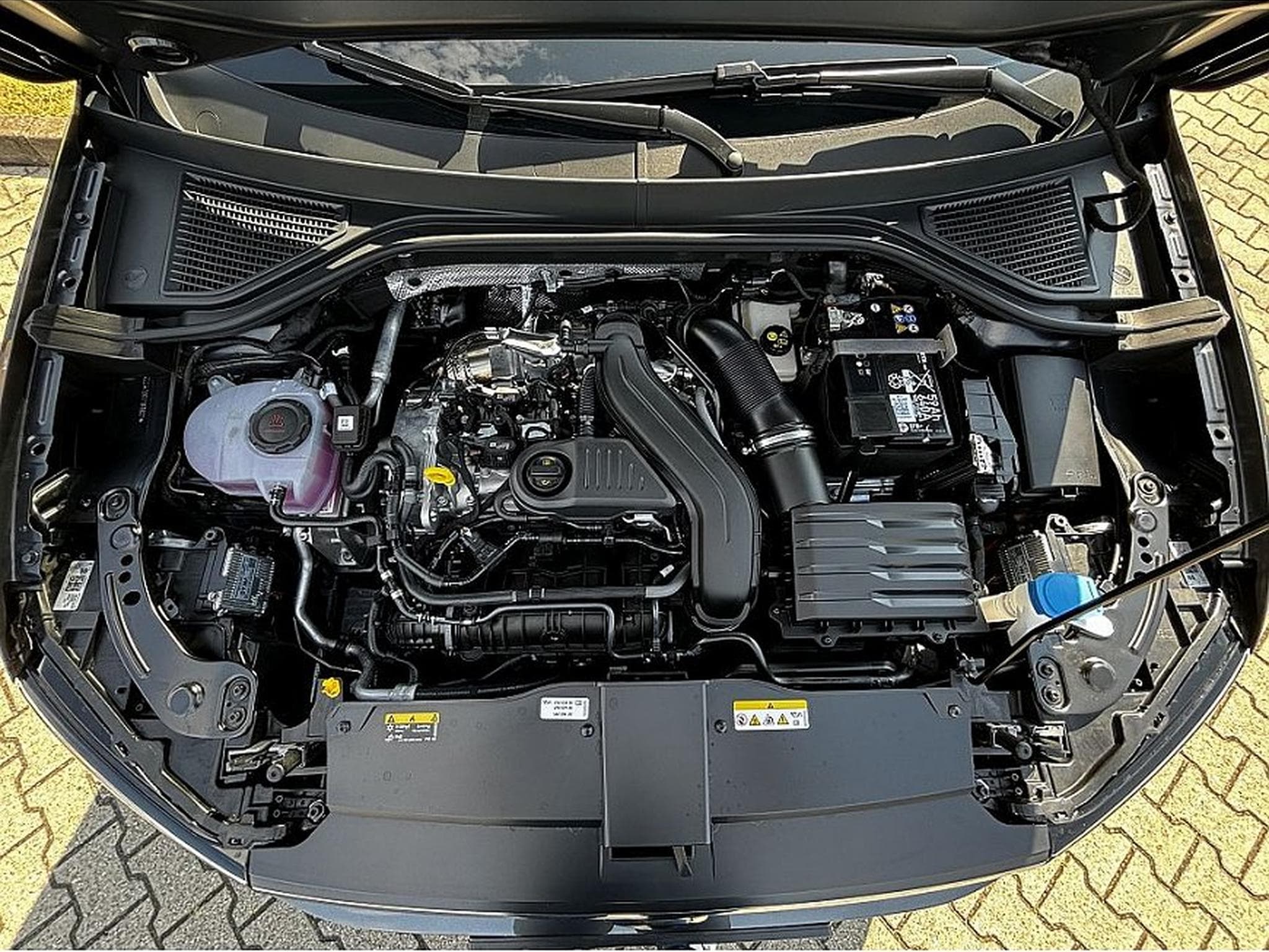 VW T-Roc (2025) - Photo 8