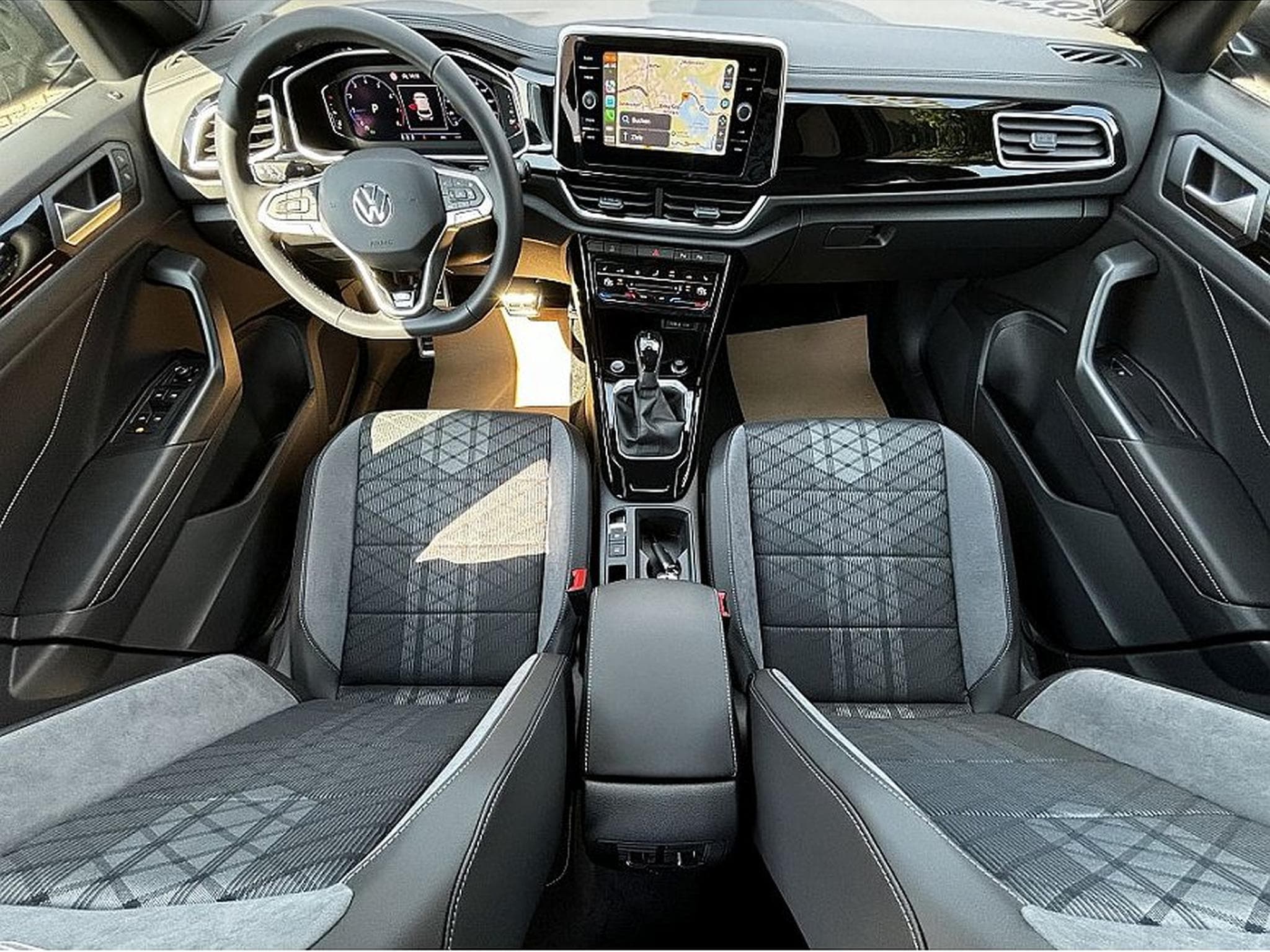 VW T-Roc (2025) - Photo 7