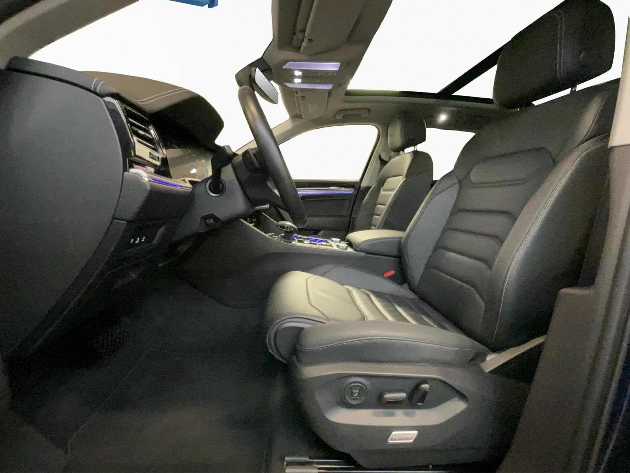 VW Touareg Elegance+V6+PHEV+4Motion+Luft. (2024) - Photo 9