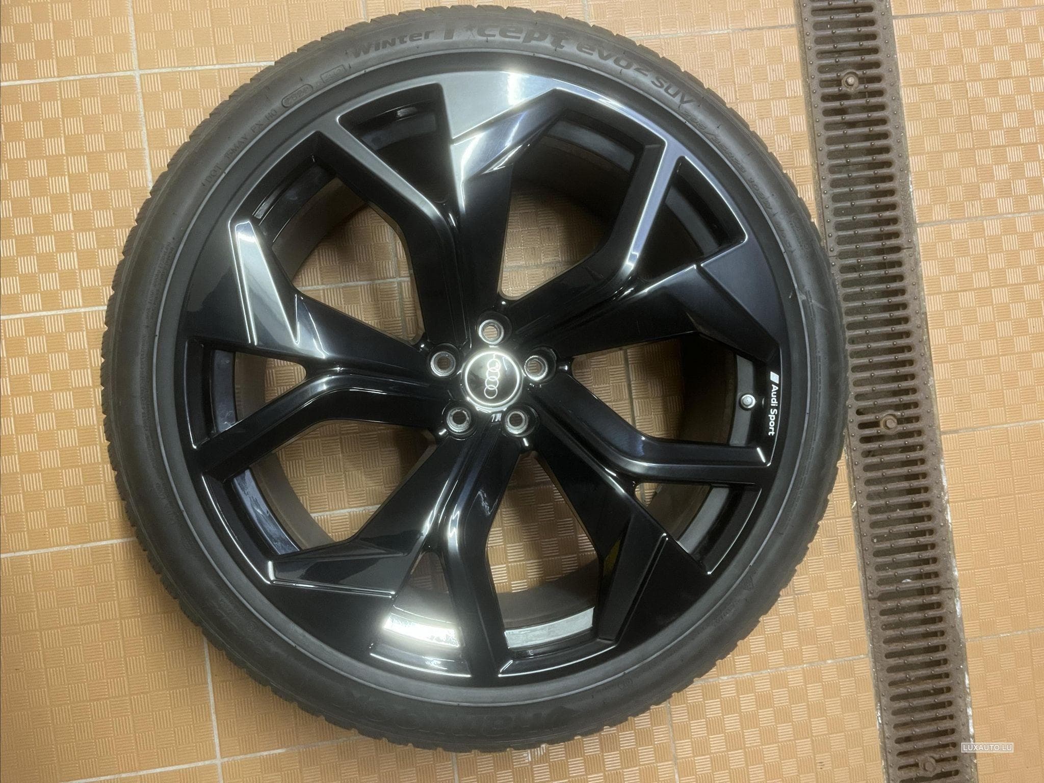 Jantes Alu + pneus – 23" - Foto 1