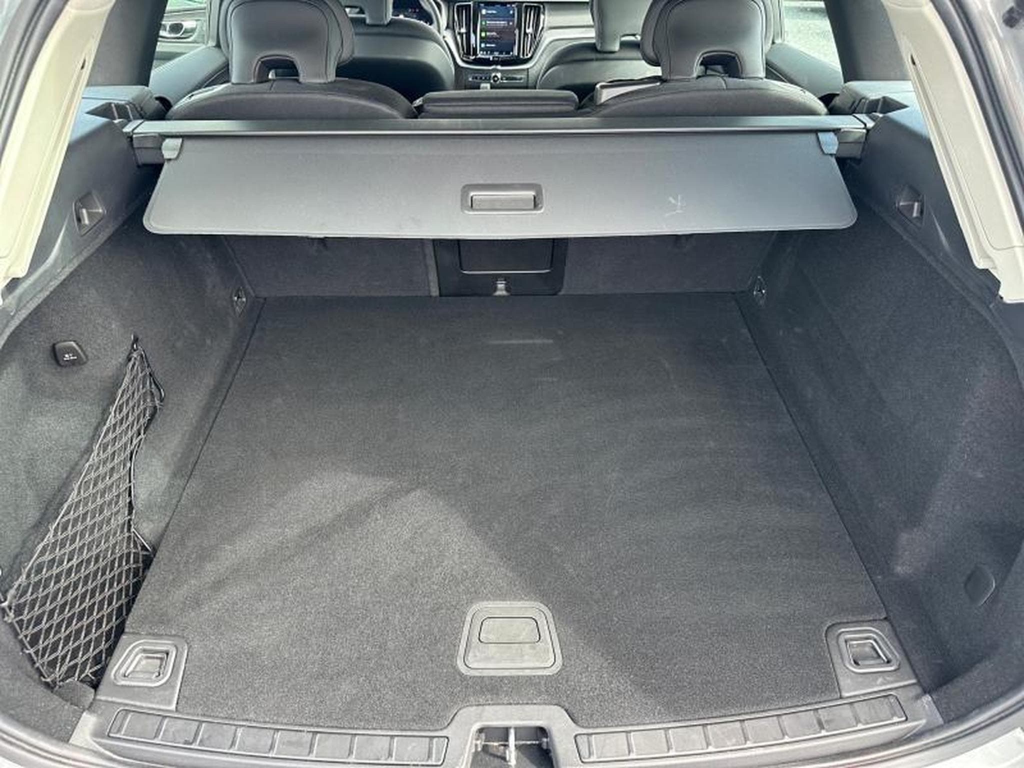 Volvo XC60 B4 Core / Diesel (2023) - Photo 18