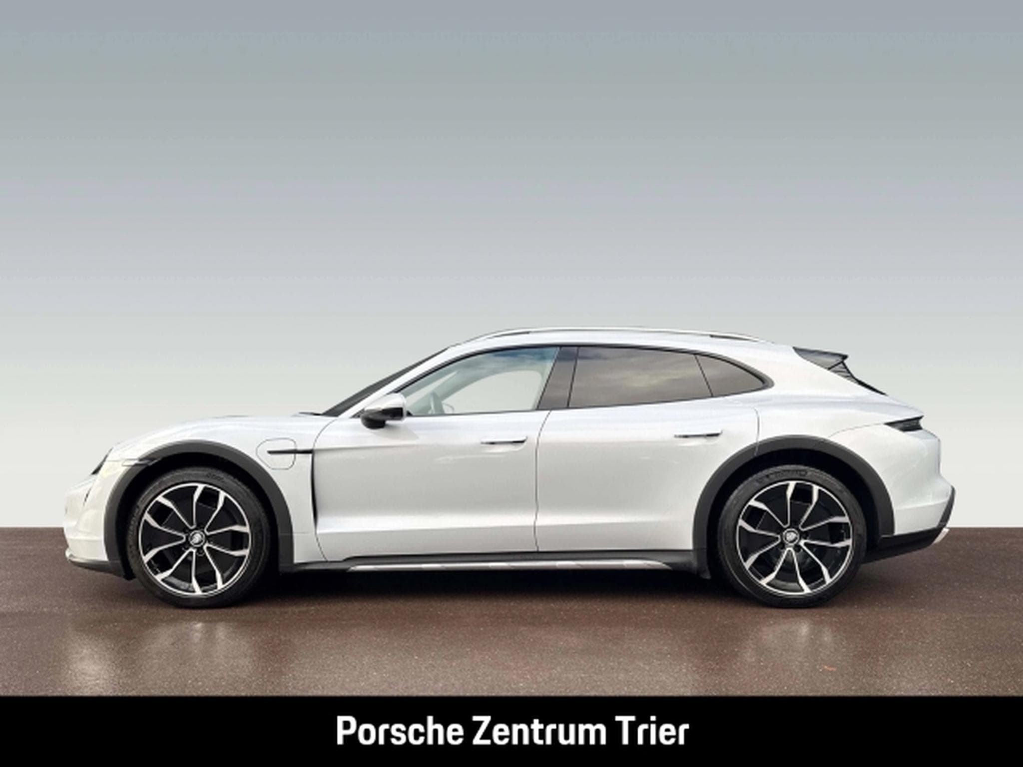 Porsche Taycan Cross Turismo HA-Lenkung InnoDrive LED (2023) - Photo 2