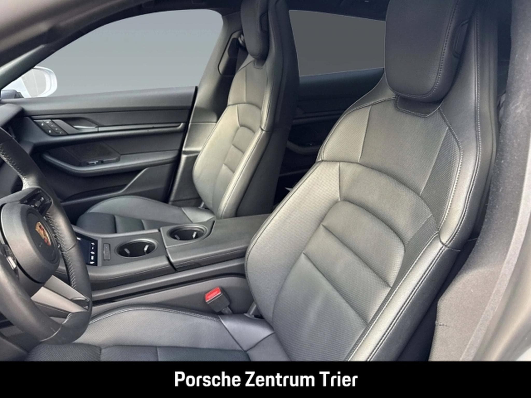 Porsche Taycan Cross Turismo HA-Lenkung InnoDrive LED (2023) - Photo 5