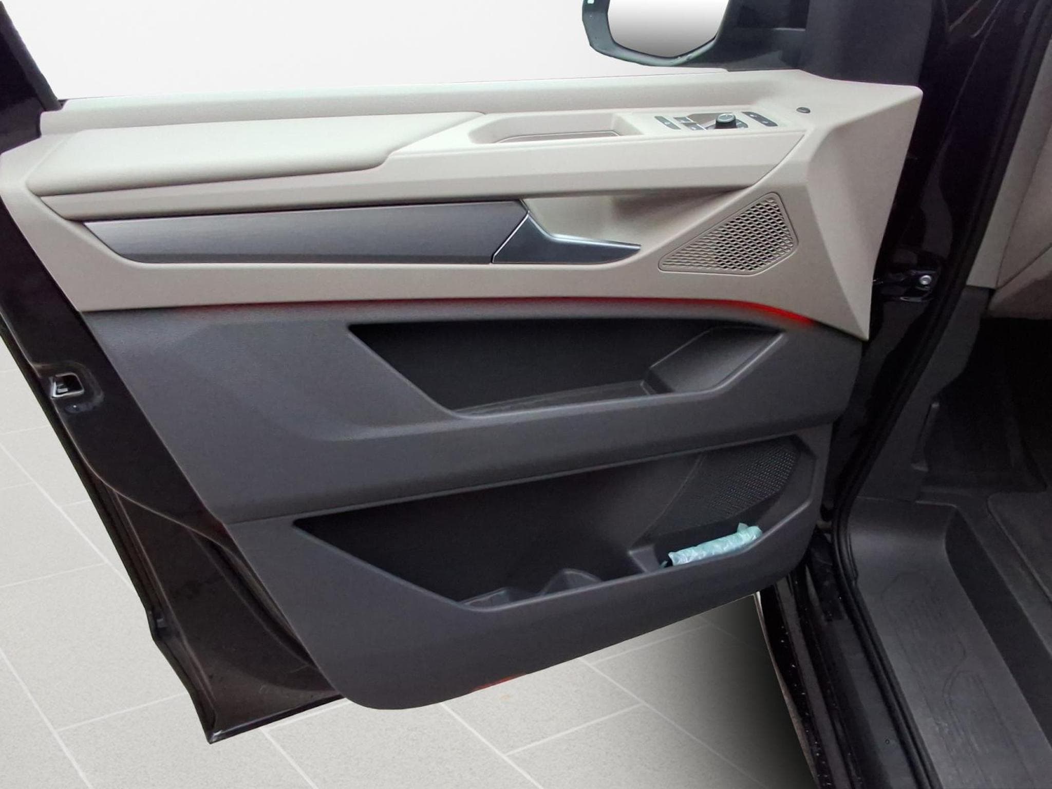 VW T7 Life (2025) - Foto 15