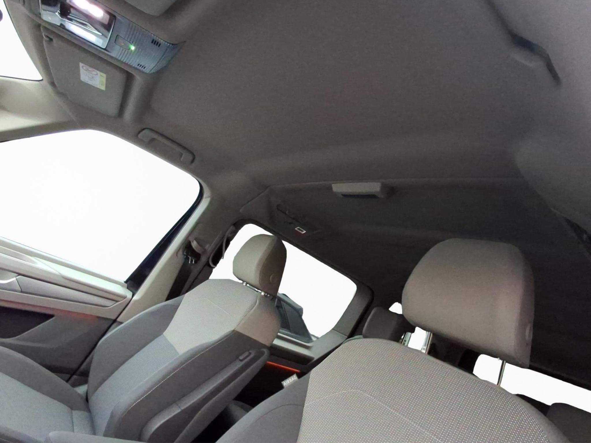 VW T7 Life (2025) - Foto 16