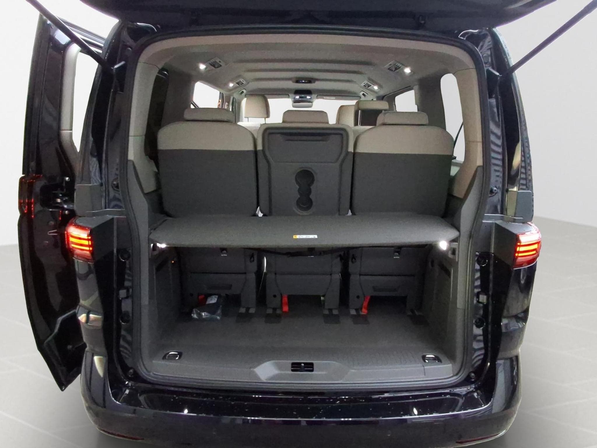 VW T7 Life (2025) - Foto 18